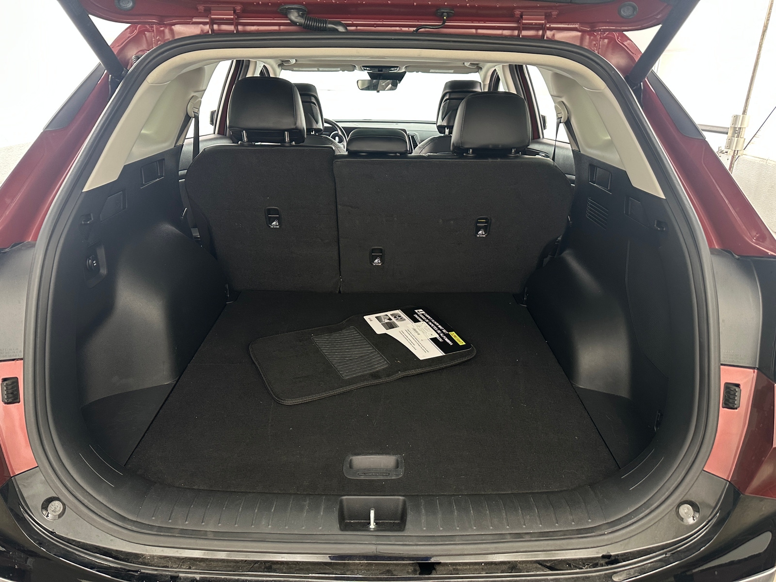 Thumbnail: 2023 Kia Sportage - 6