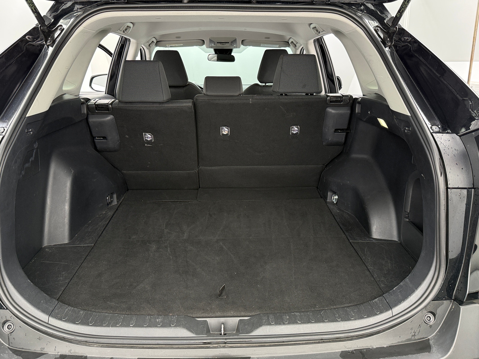 Thumbnail: 2025 Toyota RAV4 - 7