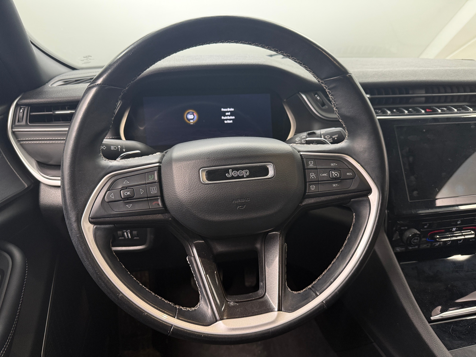 Thumbnail: 2021 Jeep Grand Cherokee L - 4