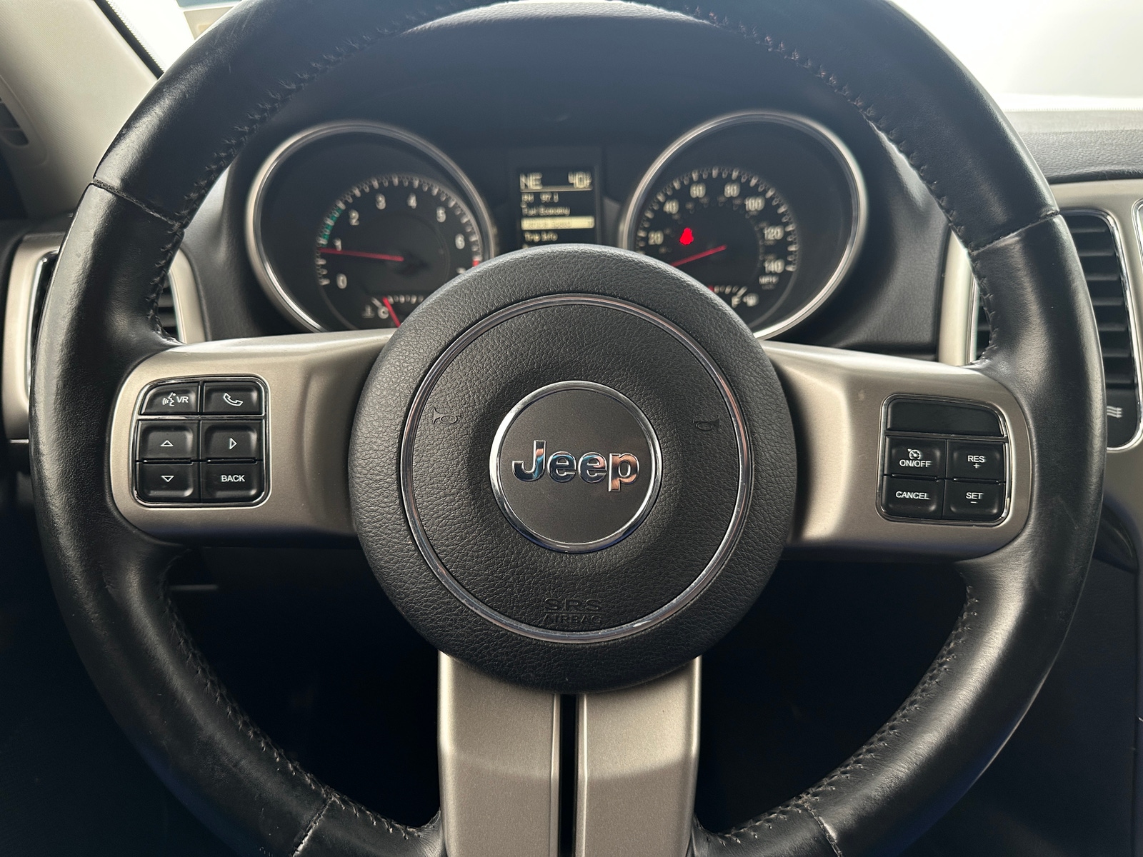 Thumbnail: 2012 Jeep Grand Cherokee - 5