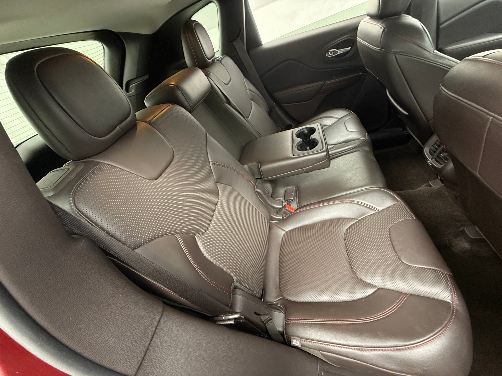 Thumbnail: 2016 Jeep Cherokee - 5