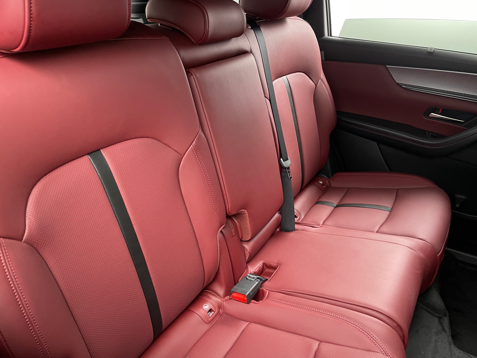 Thumbnail: 2025 Mazda CX-70 - 5