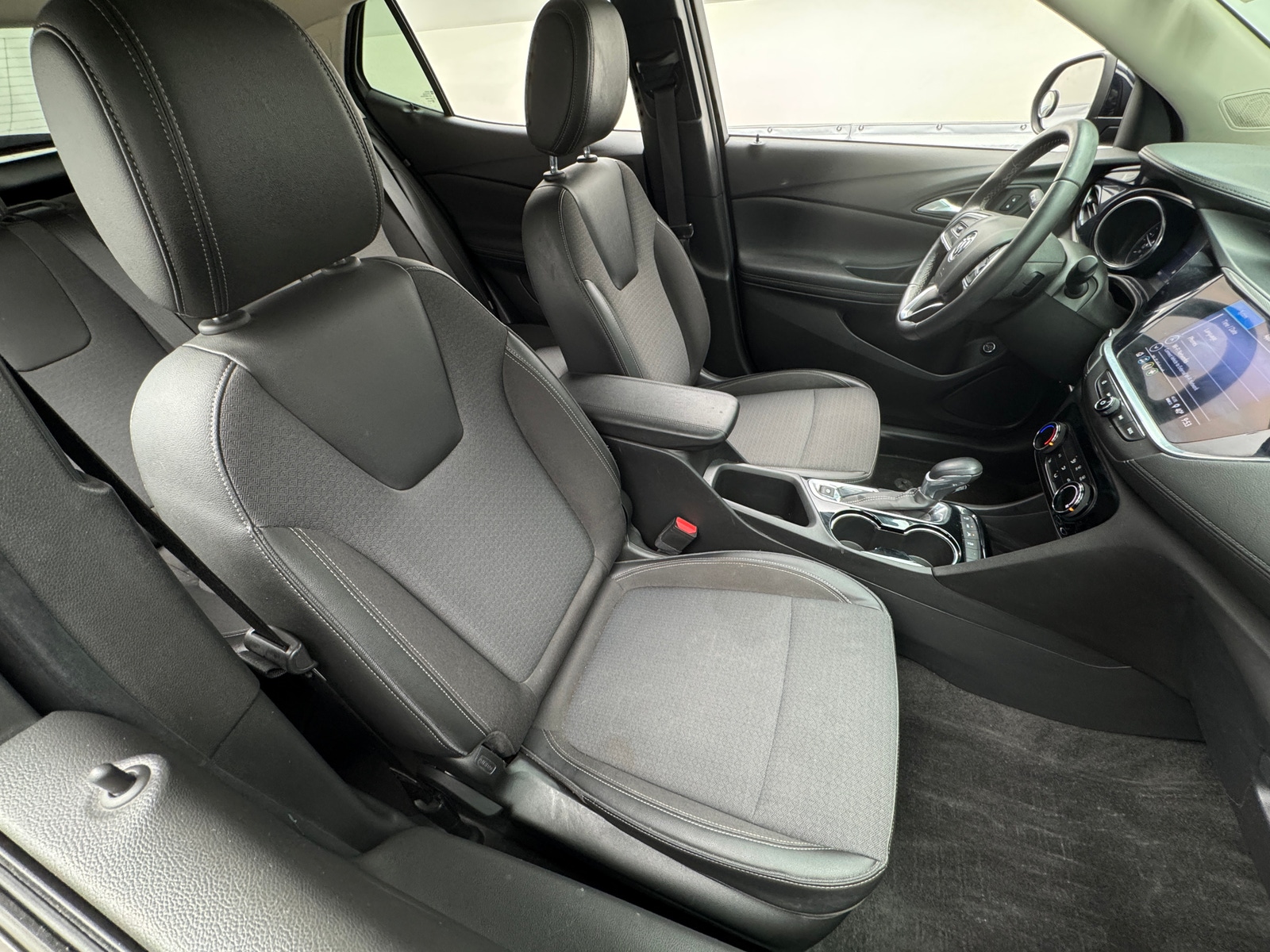 Thumbnail: 2020 Buick Encore GX - 2