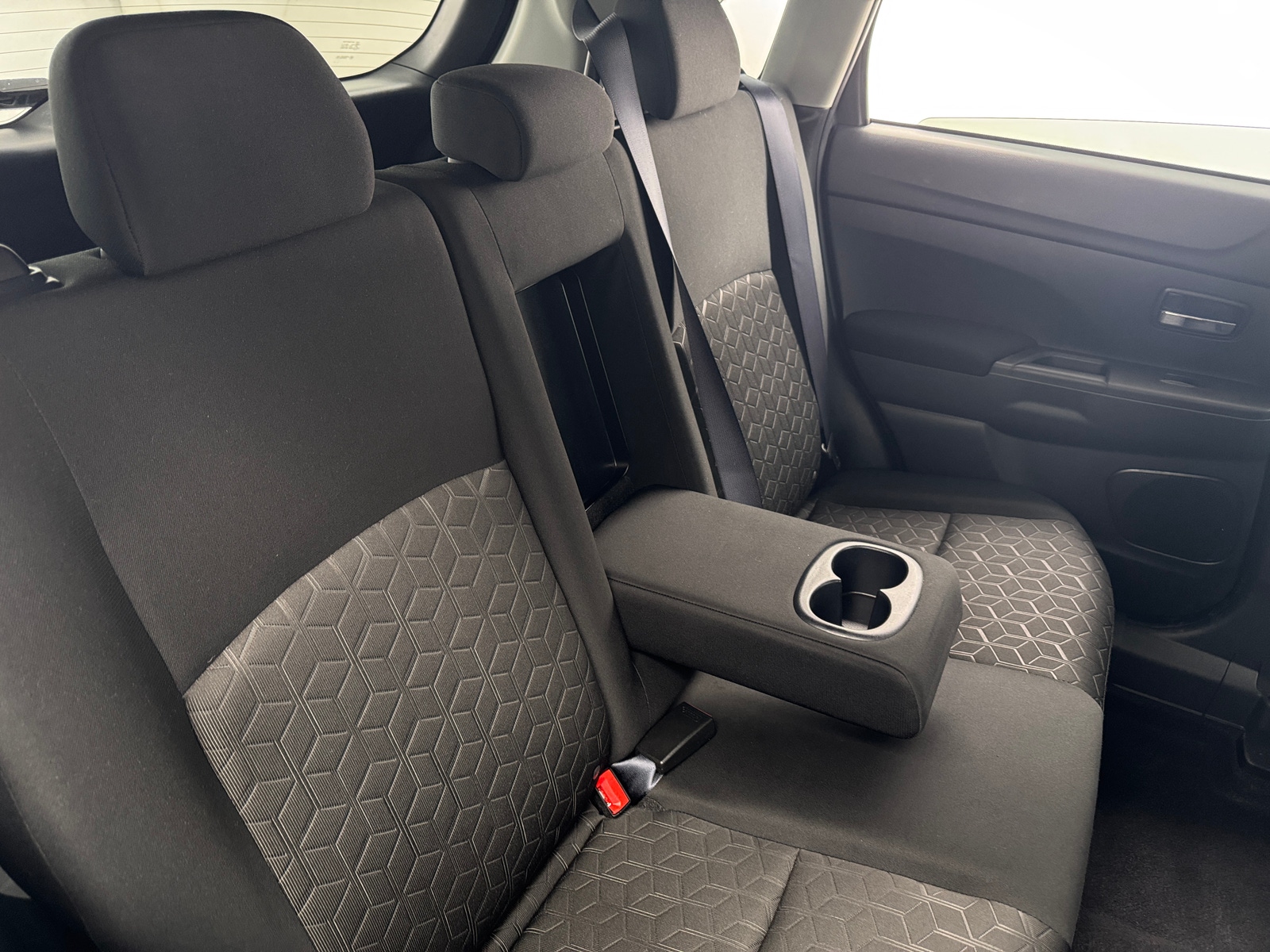 Thumbnail: 2025 Mitsubishi Outlander Sport - 6