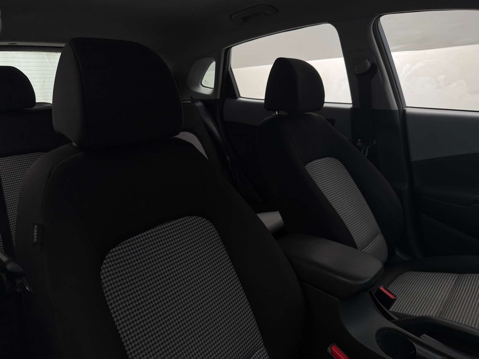 Thumbnail: 2021 Hyundai Kona - 2