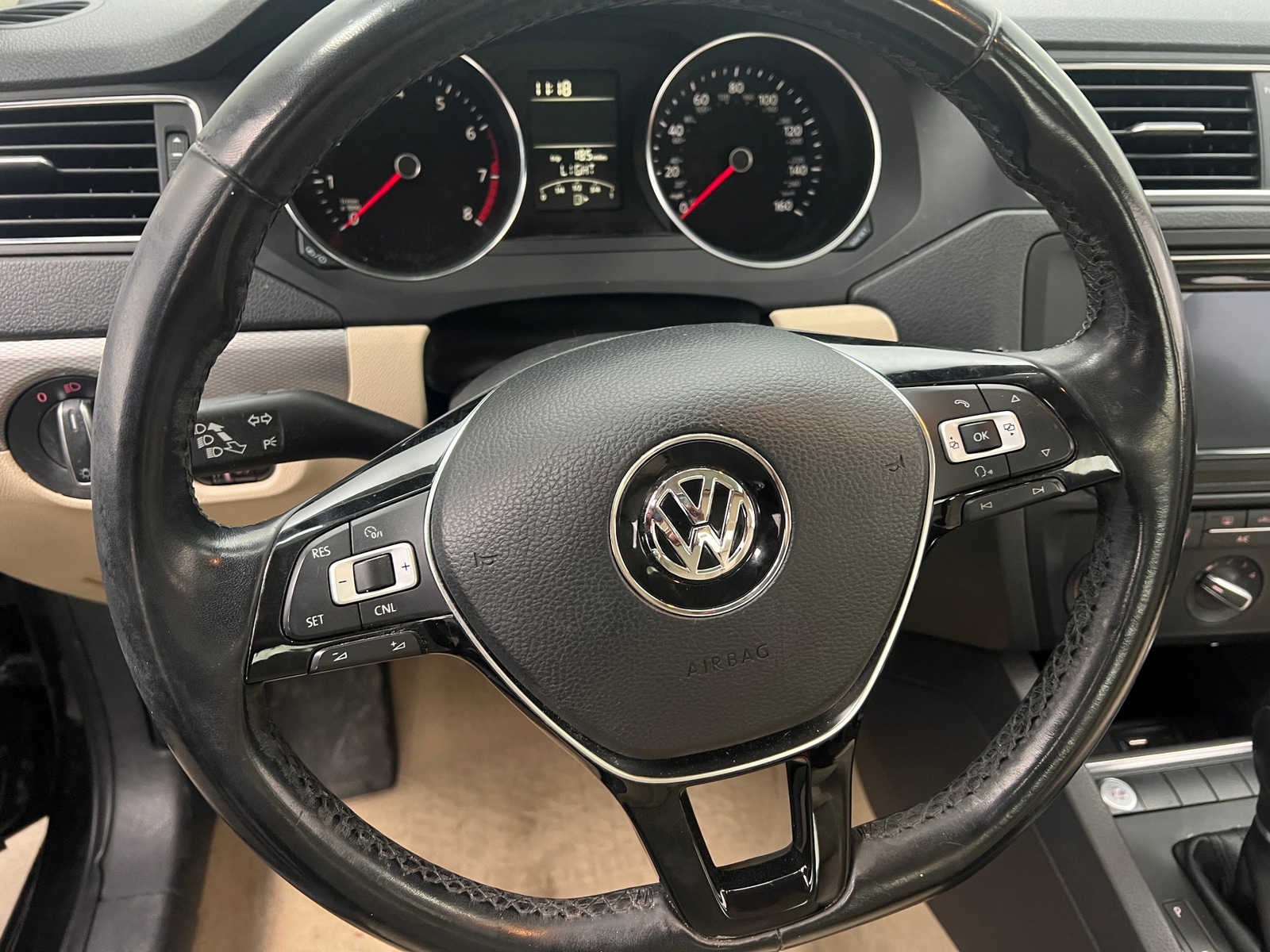 Thumbnail: 2016 Volkswagen Jetta - 5