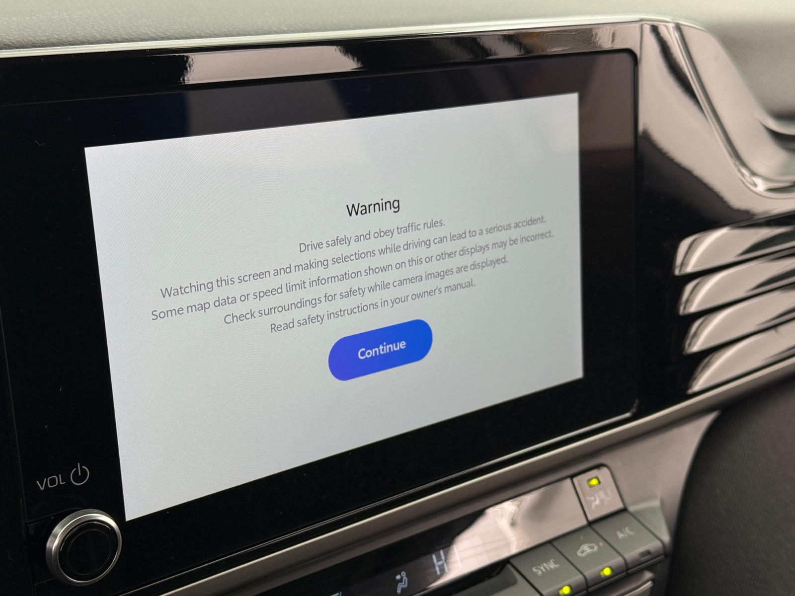 Thumbnail: 2025 Toyota Camry - 4