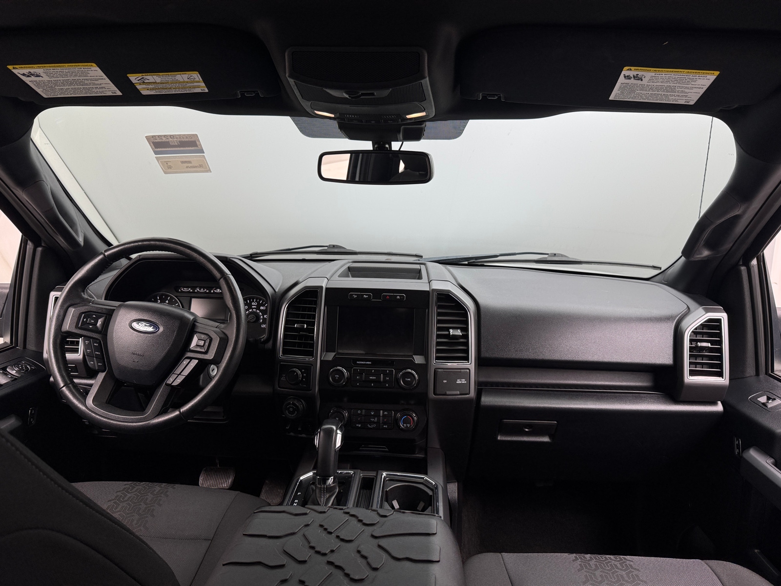 Thumbnail: 2019 Ford Econoline - 3