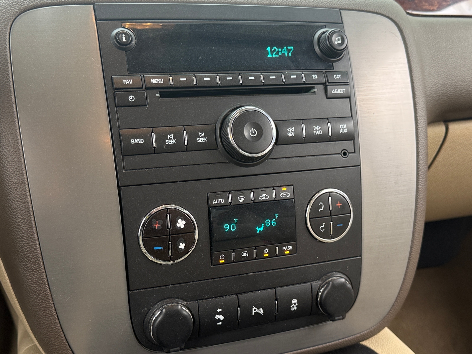 Thumbnail: 2013 GMC Sierra 1500 - 3