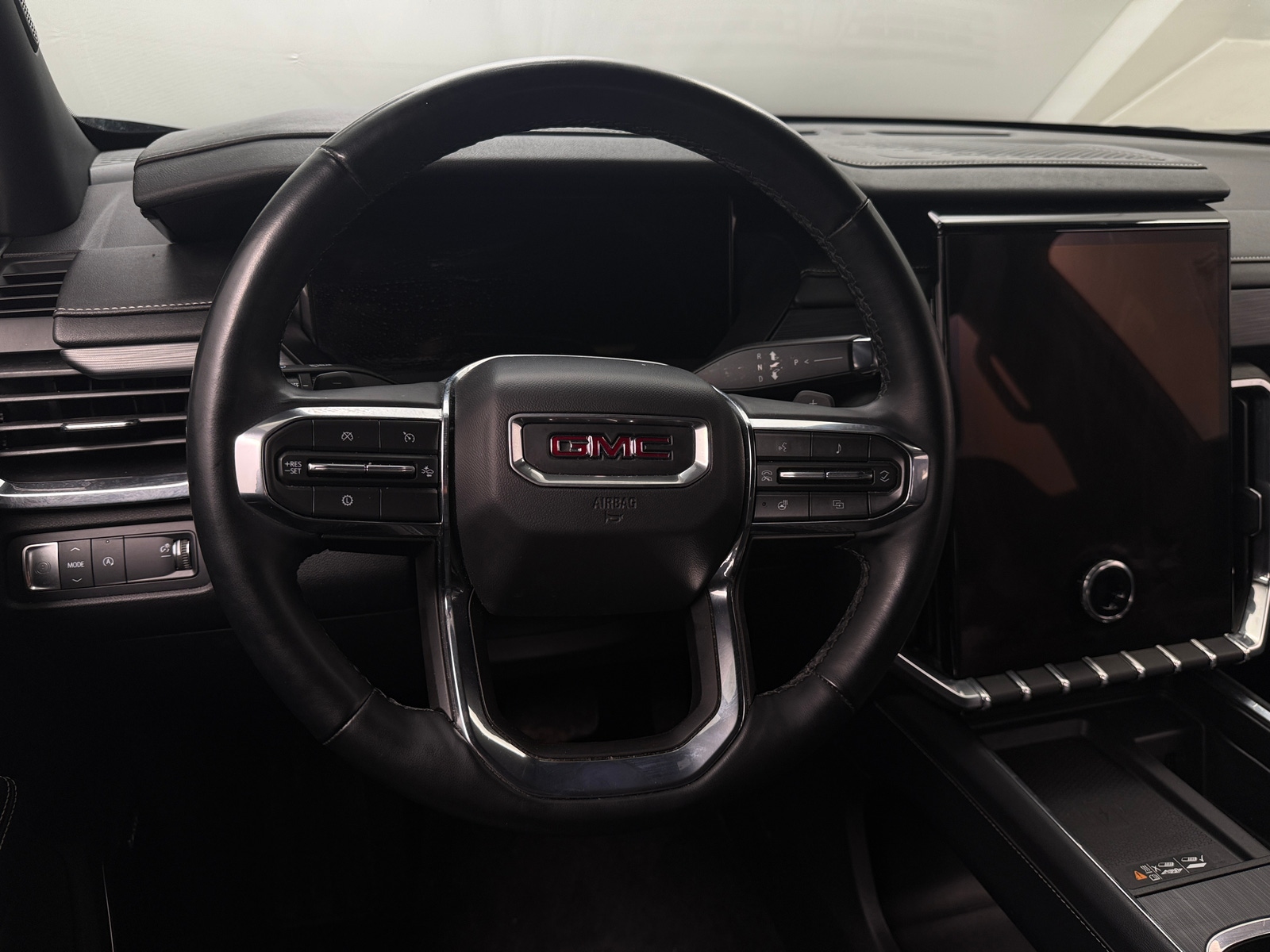 Thumbnail: 2024 GMC Acadia - 4