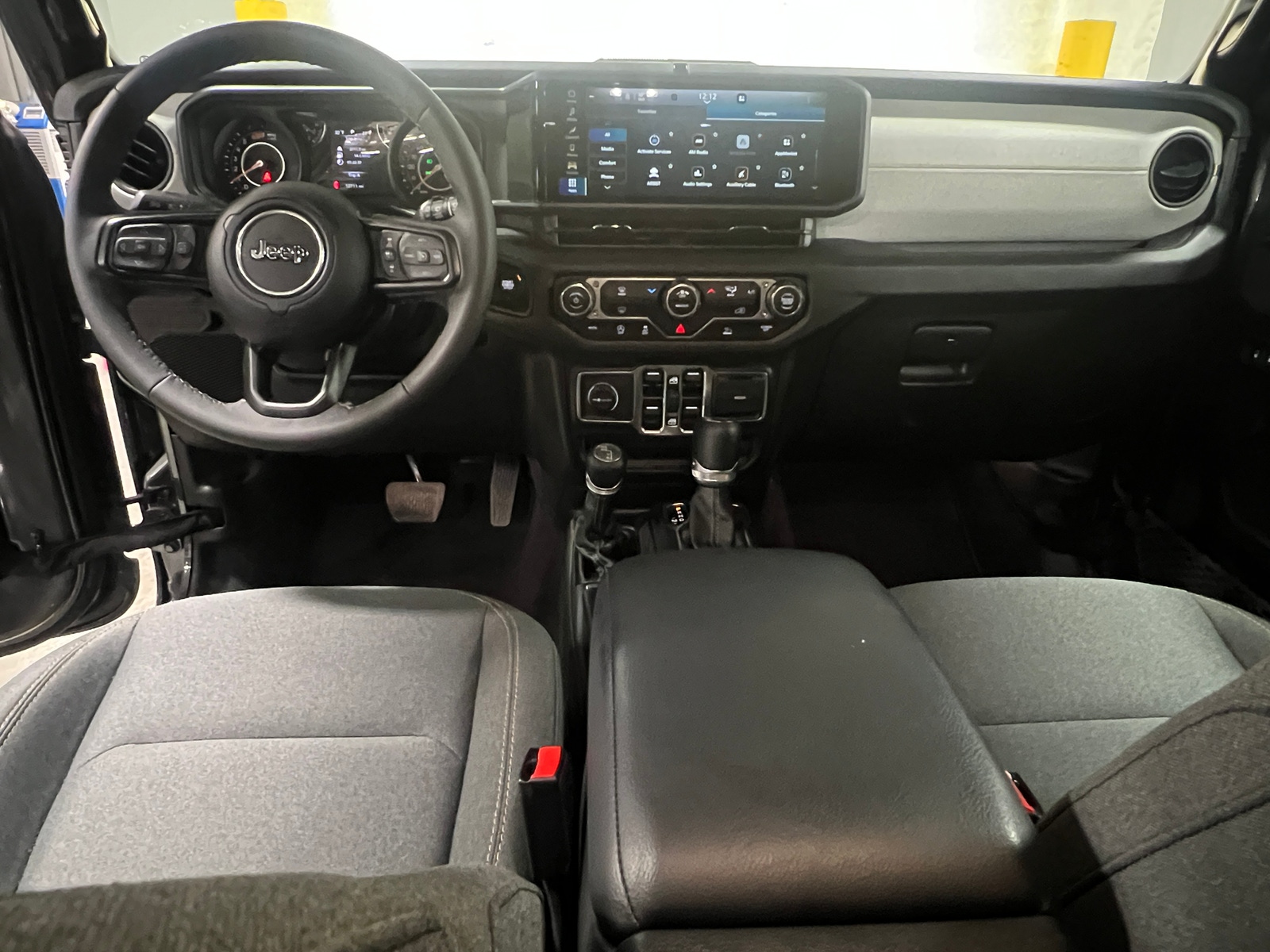 Thumbnail: 2025 Jeep Wrangler - 3