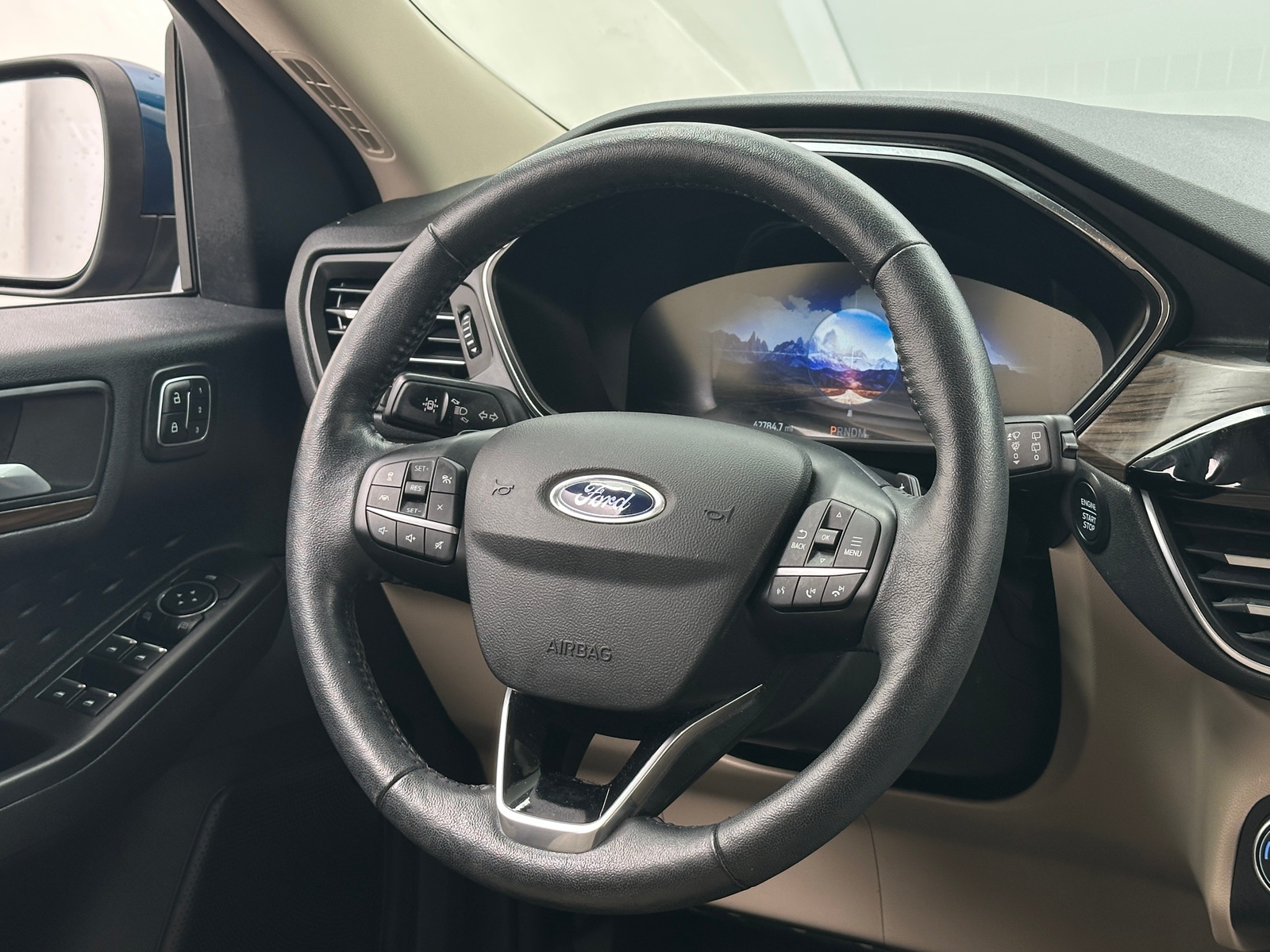 Thumbnail: 2020 Ford Escape - 4