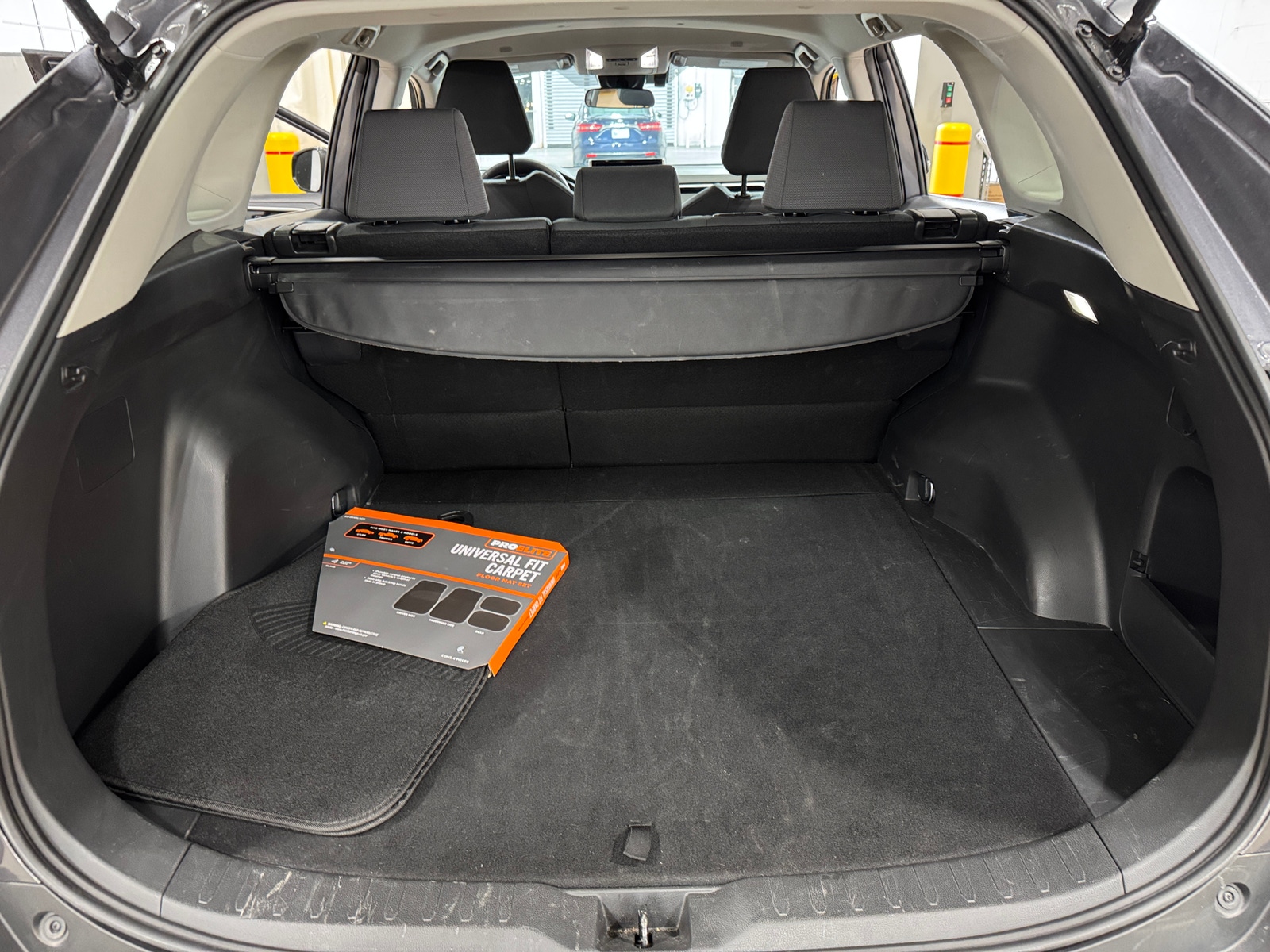 Thumbnail: 2025 Toyota RAV4 - 7