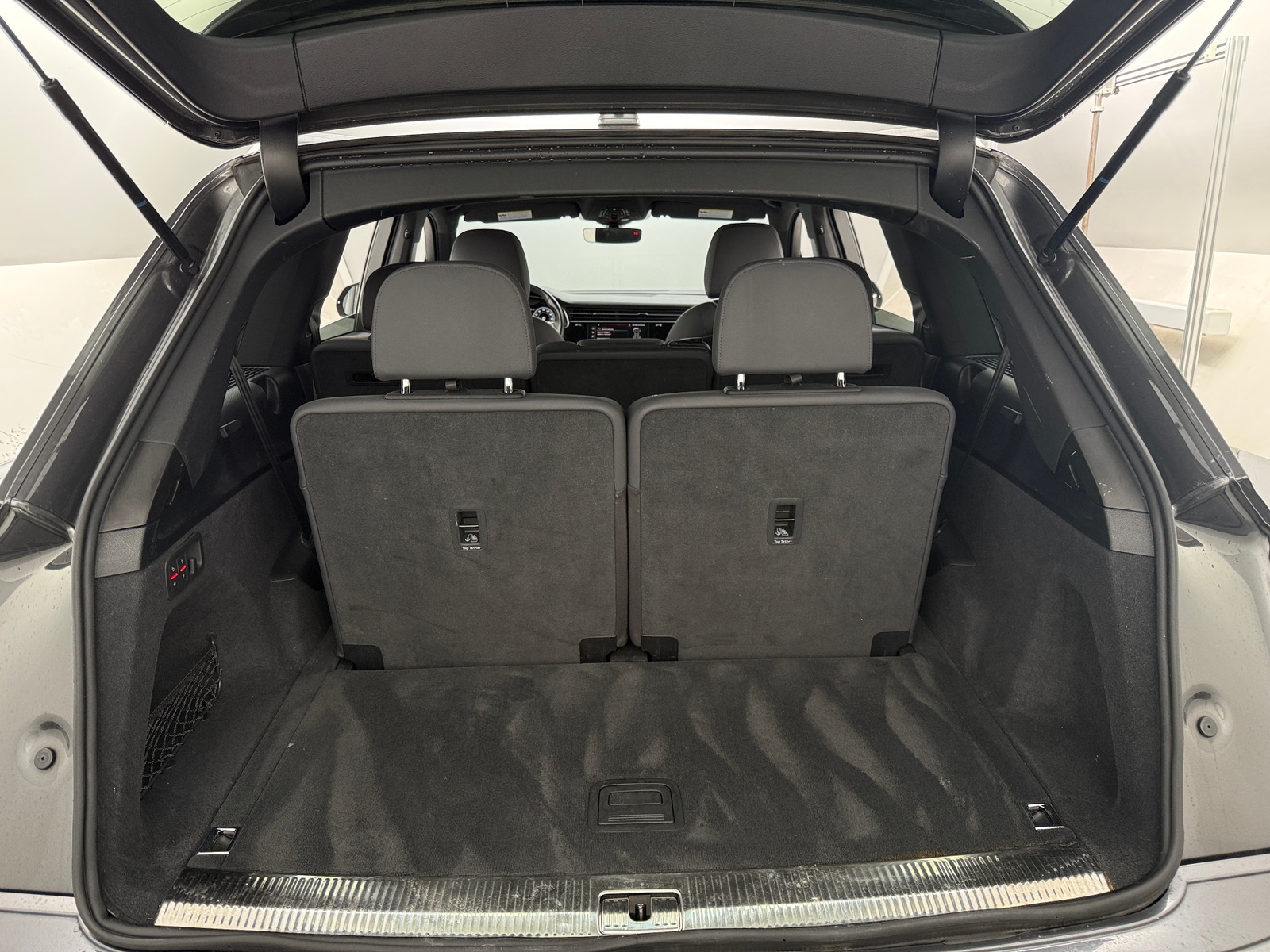 Thumbnail: 2021 Audi Q7 - 6