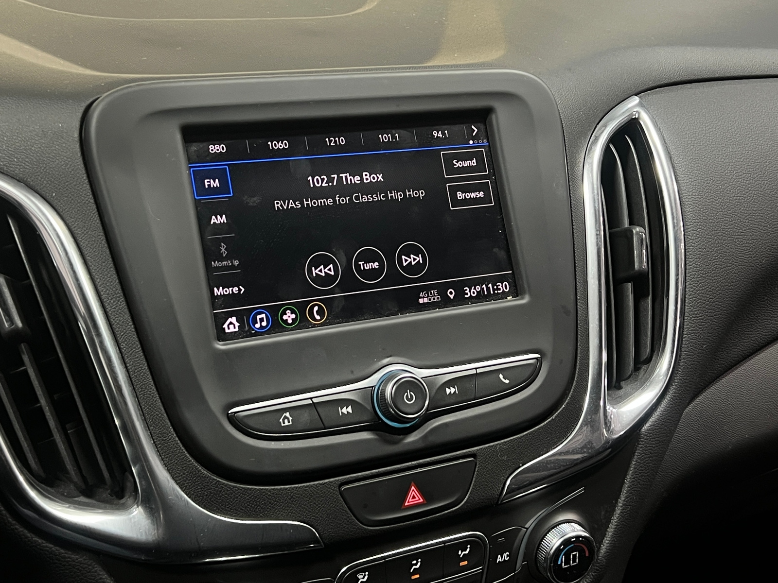 Thumbnail: 2020 Chevrolet Equinox - 4