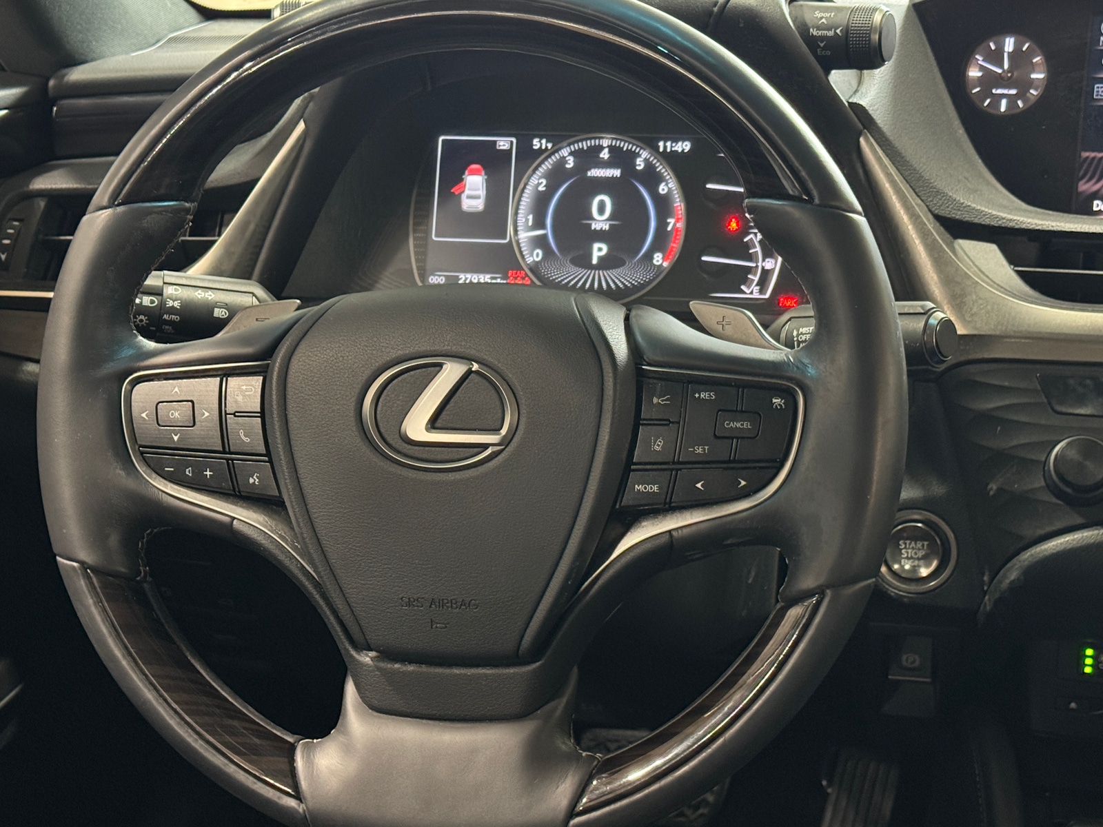 Thumbnail: 2019 Lexus ES - 4