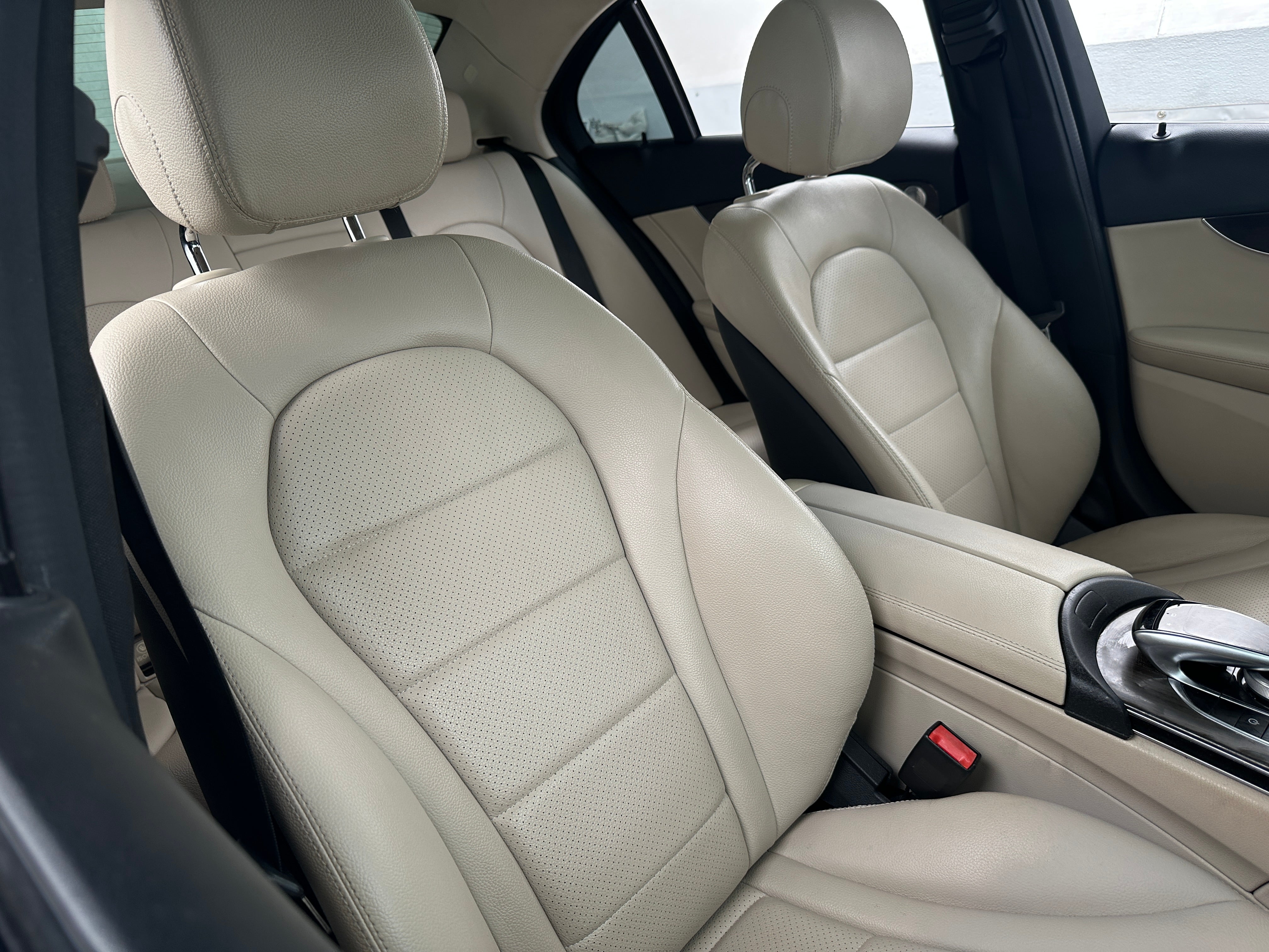 2016 Mercedes-Benz C-Class