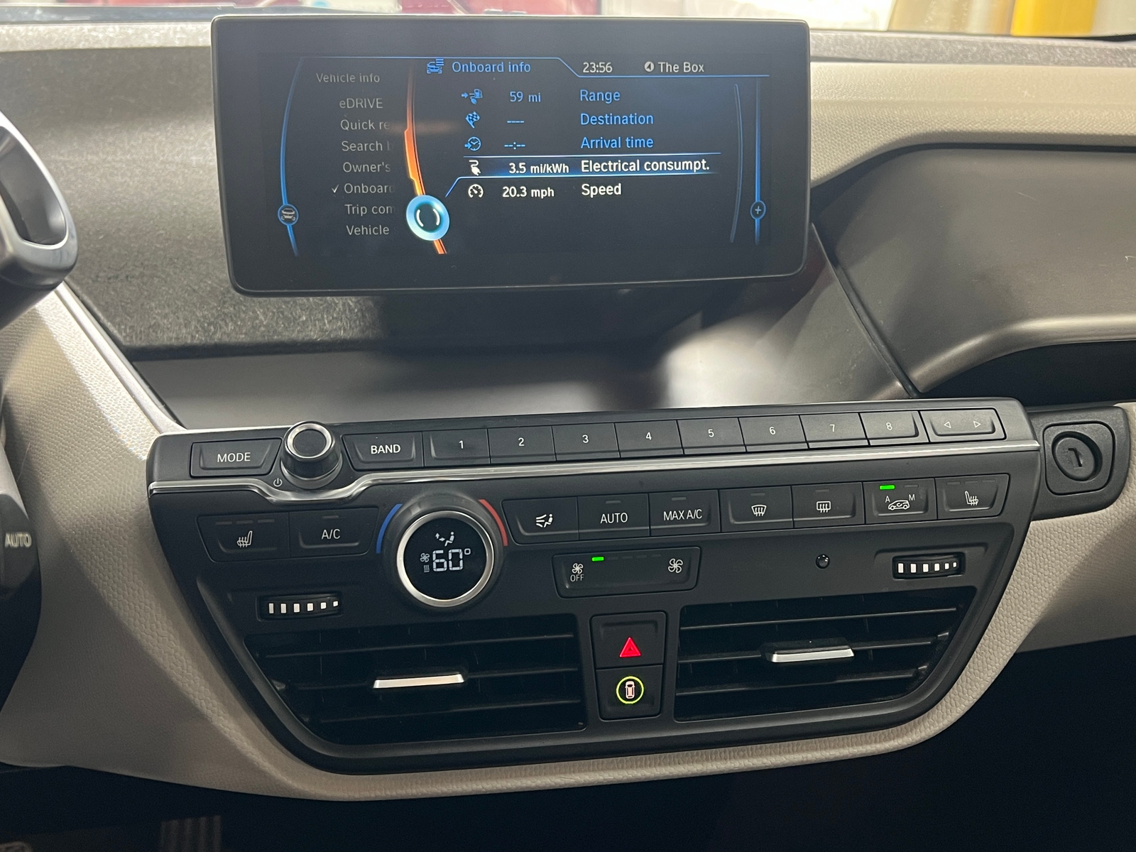 Thumbnail: 2017 BMW i3 - 4