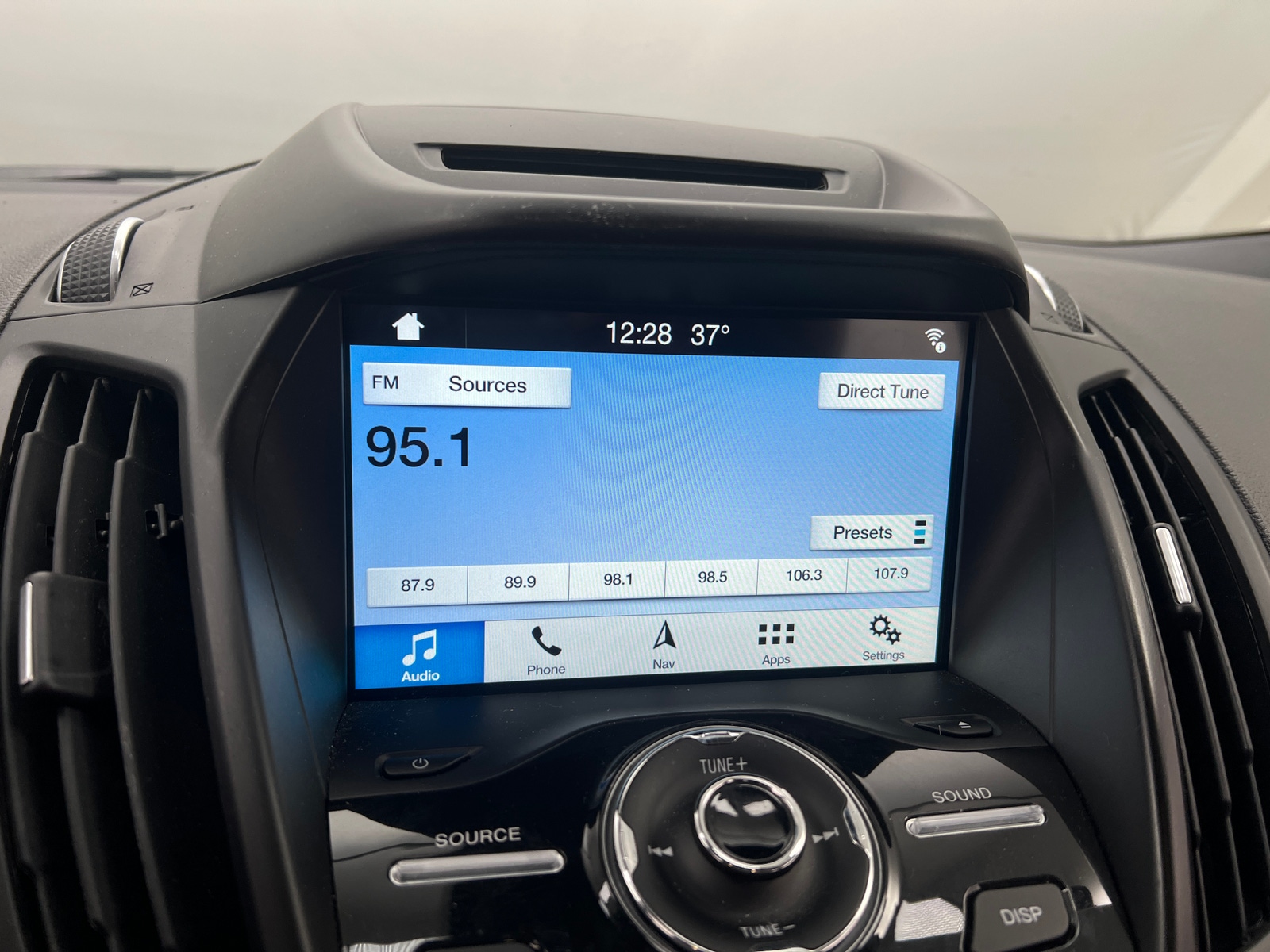 Thumbnail: 2018 Ford Escape - 3