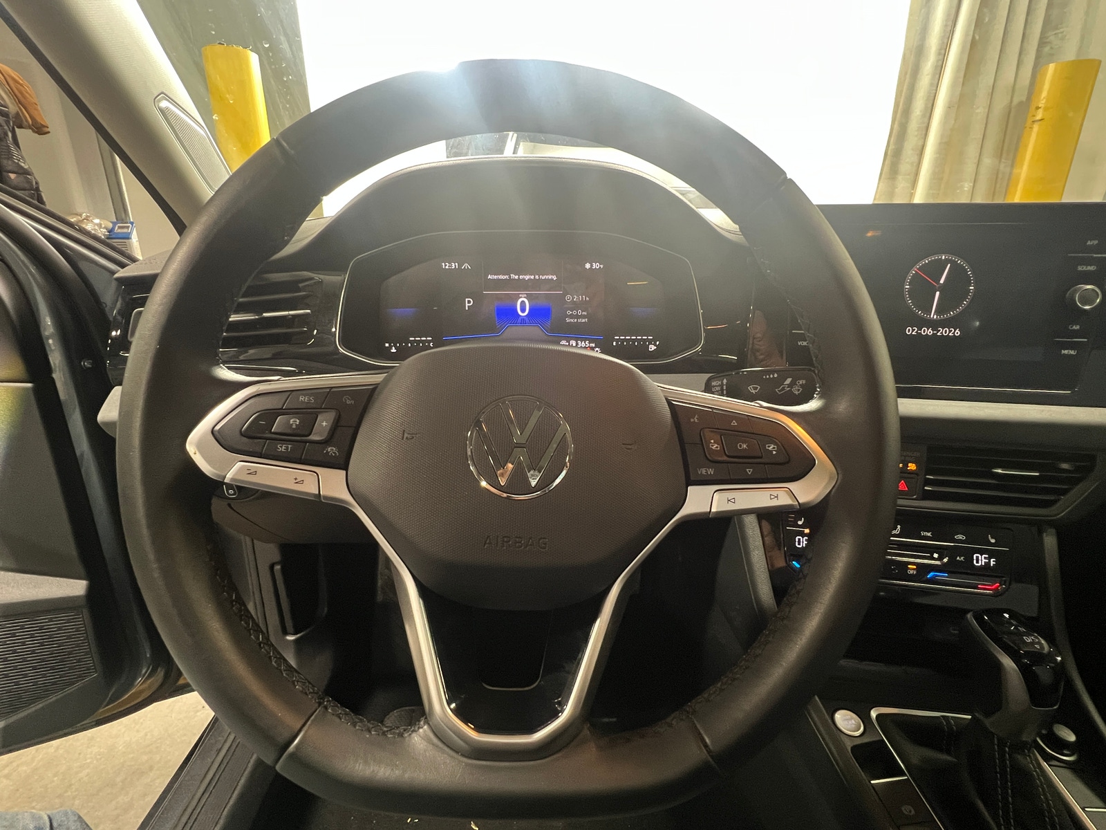 Thumbnail: 2025 Volkswagen Jetta - 4