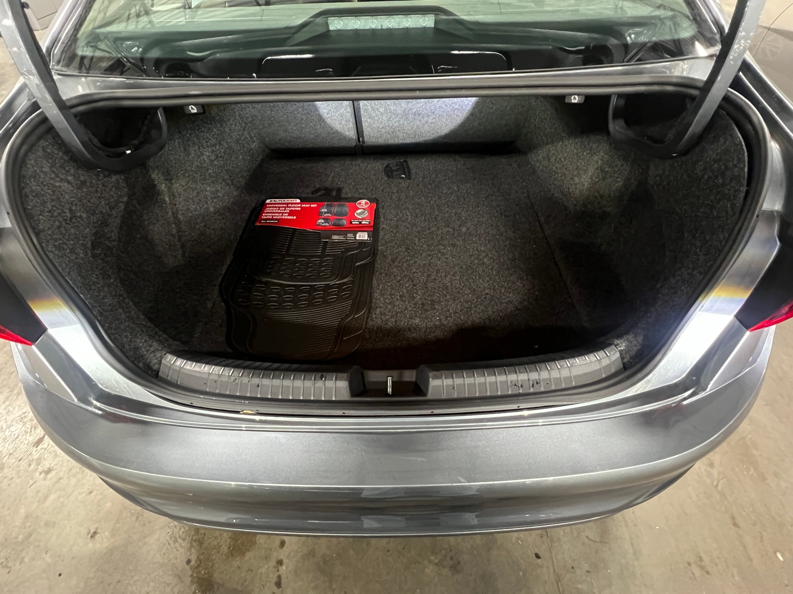 Thumbnail: 2025 Volkswagen Jetta - 6