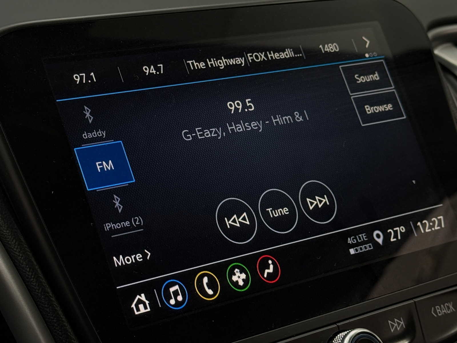 Thumbnail: 2023 Chevrolet Malibu - 4