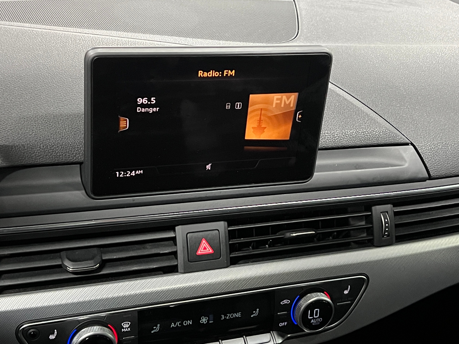 Thumbnail: 2017 Audi A4 - 3