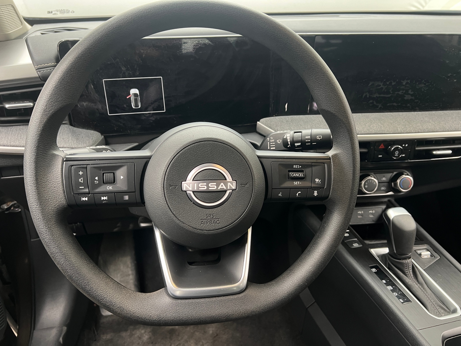 Thumbnail: 2025 Nissan Kicks - 5