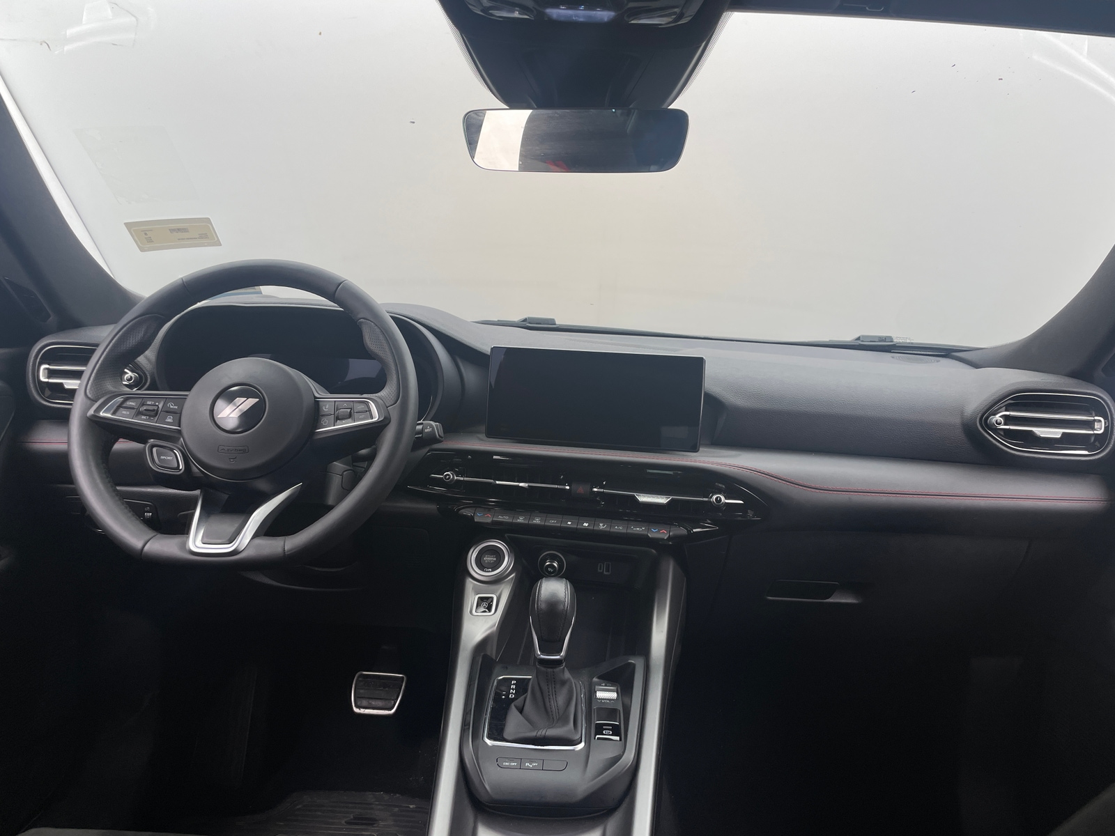 Thumbnail: 2024 Dodge Hornet - 3