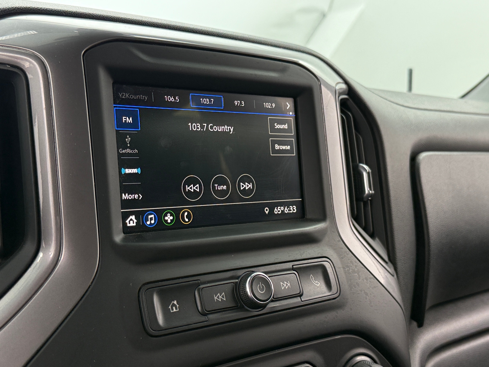 Thumbnail: 2022 Chevrolet Silverado 1500 - 4