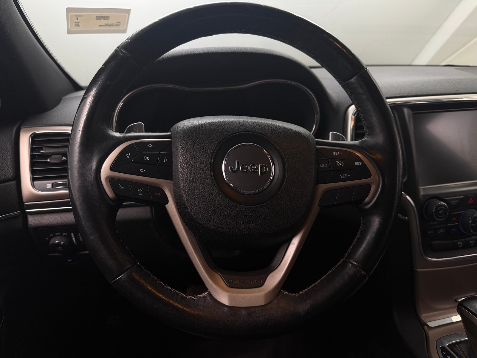 Thumbnail: 2017 Jeep Grand Cherokee - 4