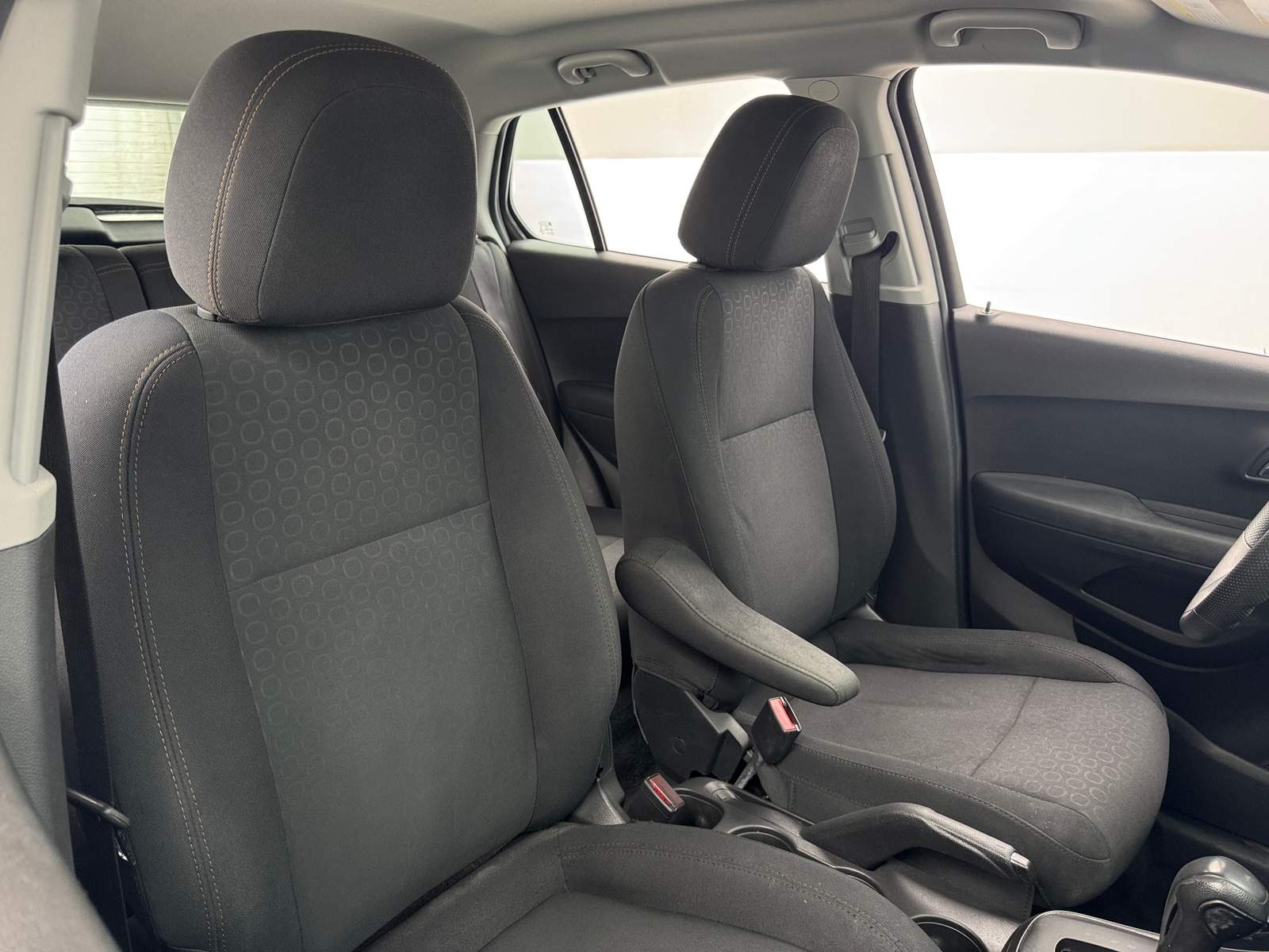 Thumbnail: 2018 Chevrolet Trax - 2