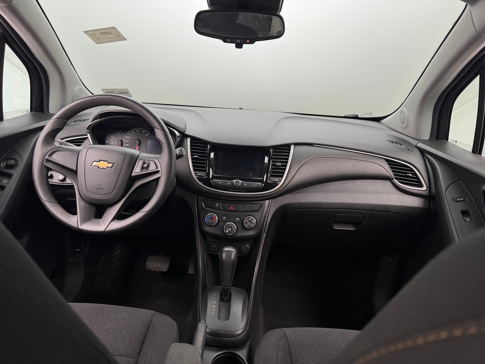 Thumbnail: 2018 Chevrolet Trax - 3