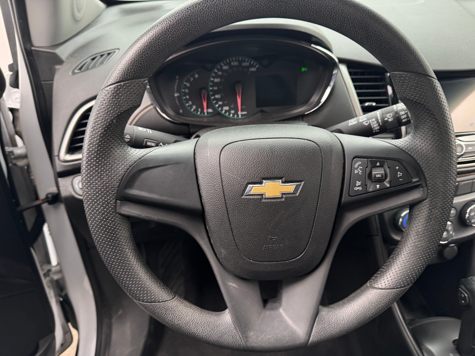Thumbnail: 2018 Chevrolet Trax - 5