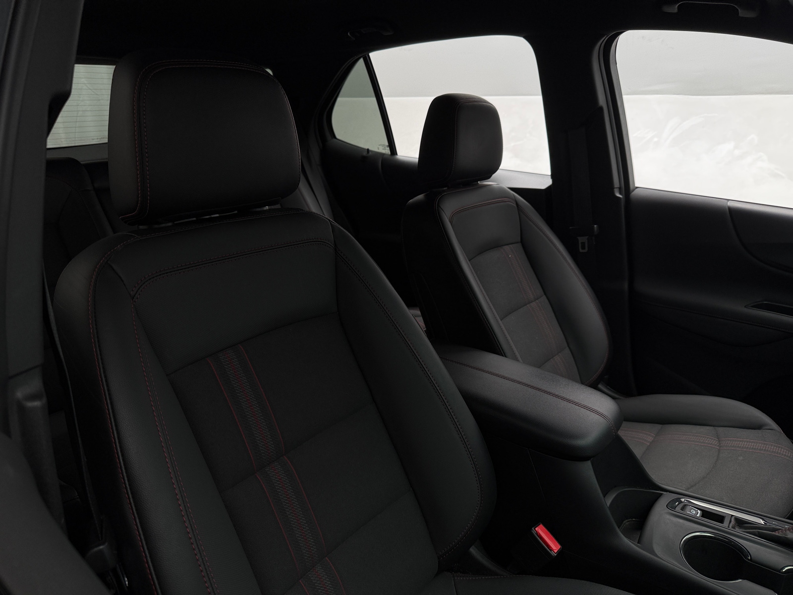 Thumbnail: 2022 Chevrolet Equinox - 2