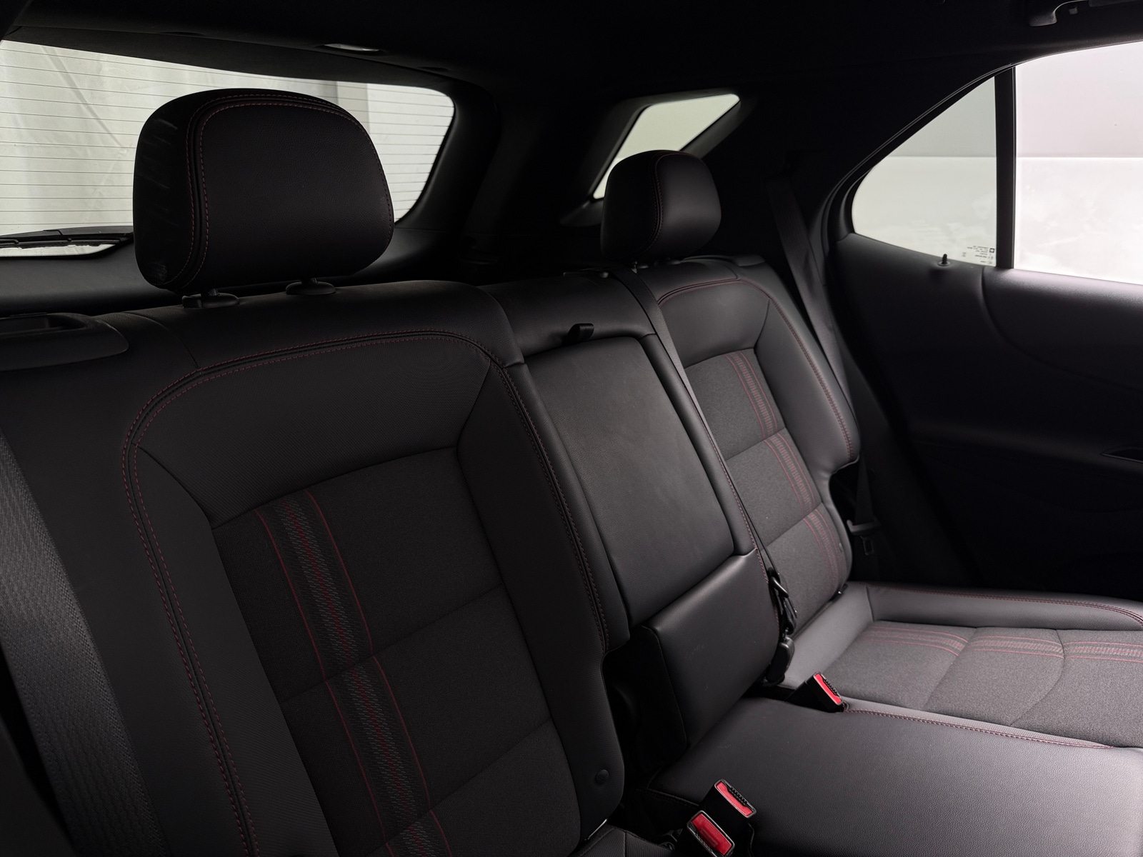 Thumbnail: 2022 Chevrolet Equinox - 6