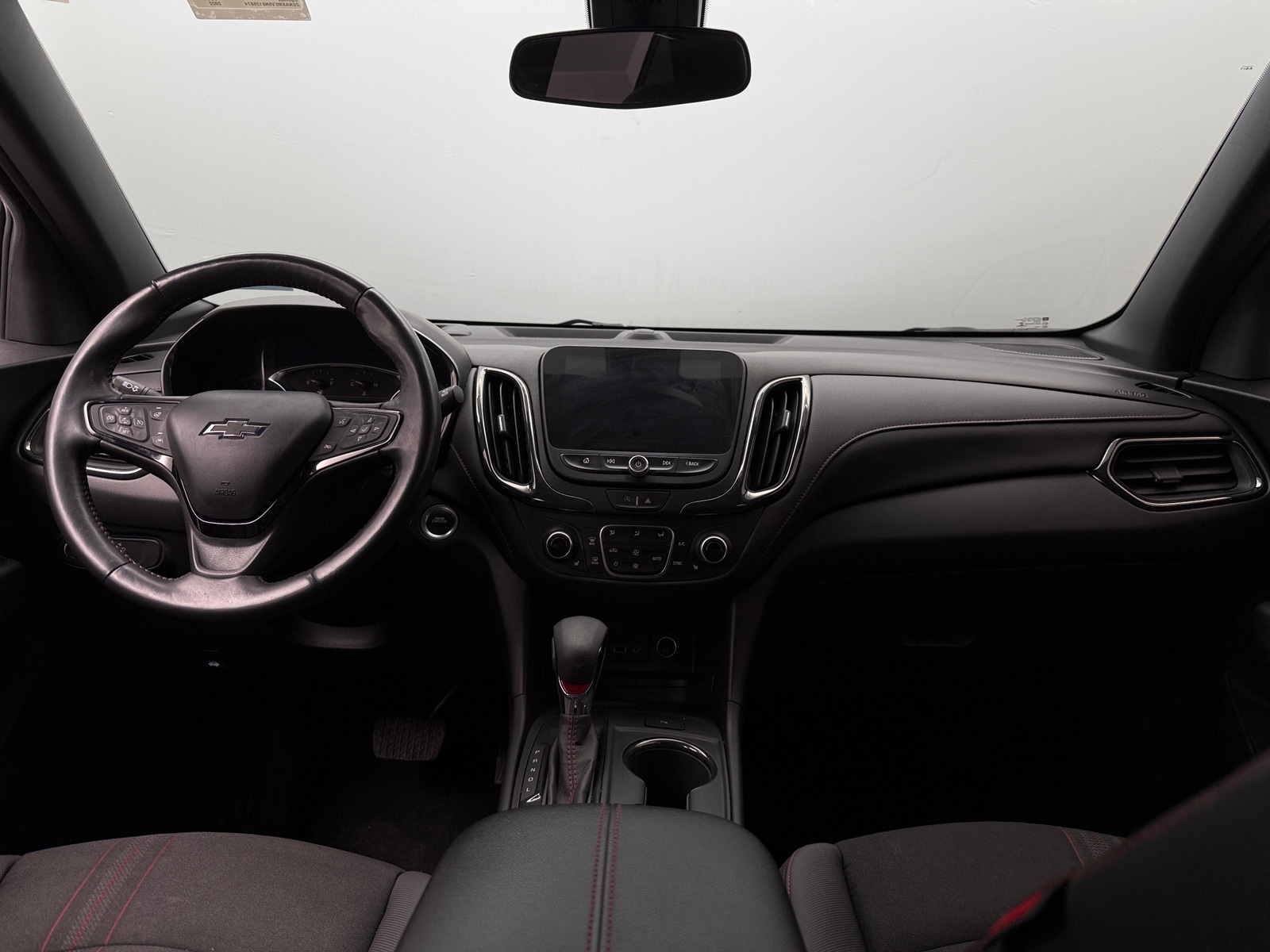 Thumbnail: 2022 Chevrolet Equinox - 3