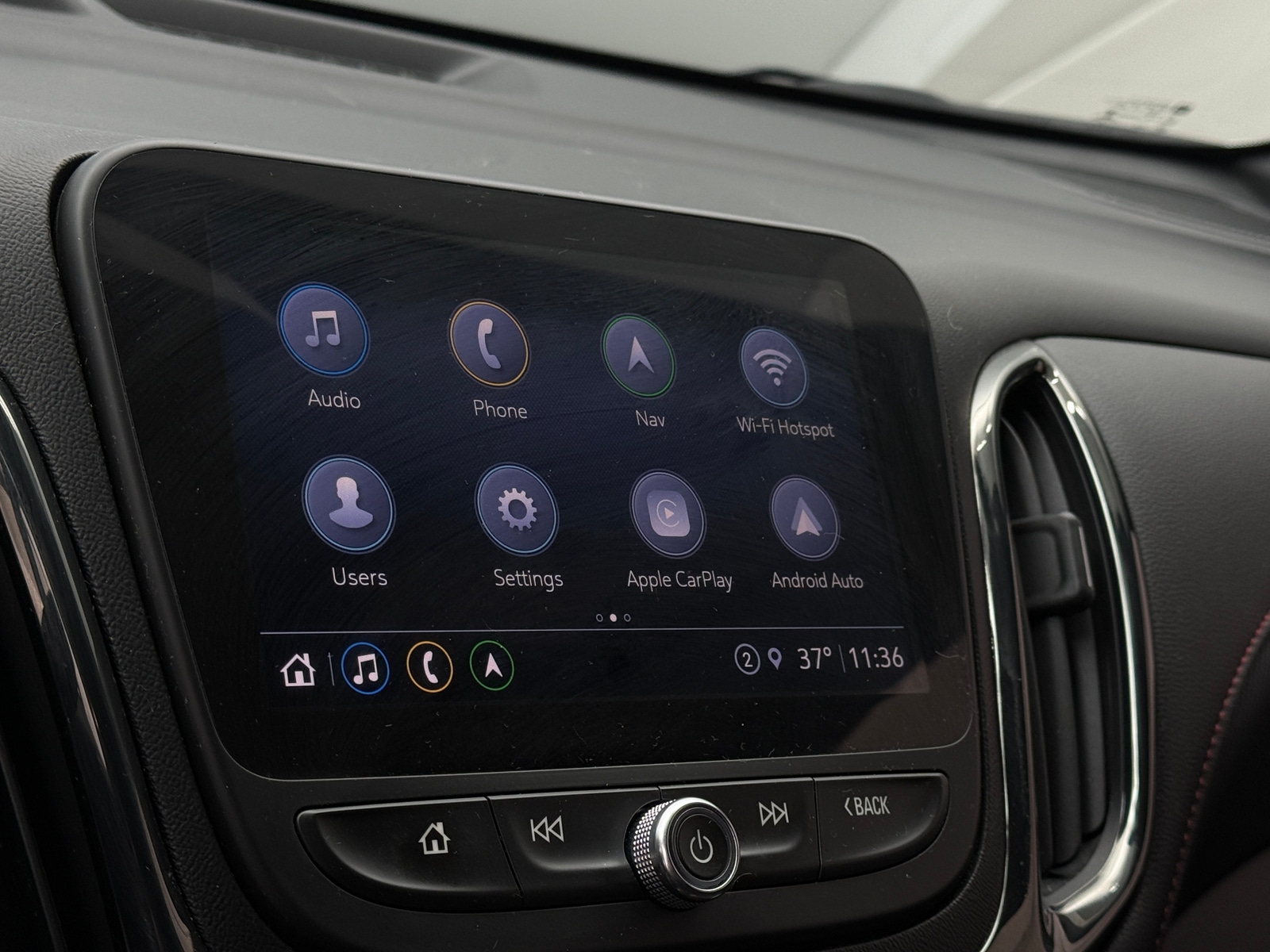 Thumbnail: 2022 Chevrolet Equinox - 4