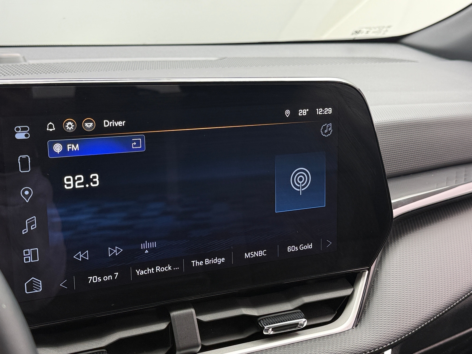 Thumbnail: 2025 Chevrolet Equinox - 4