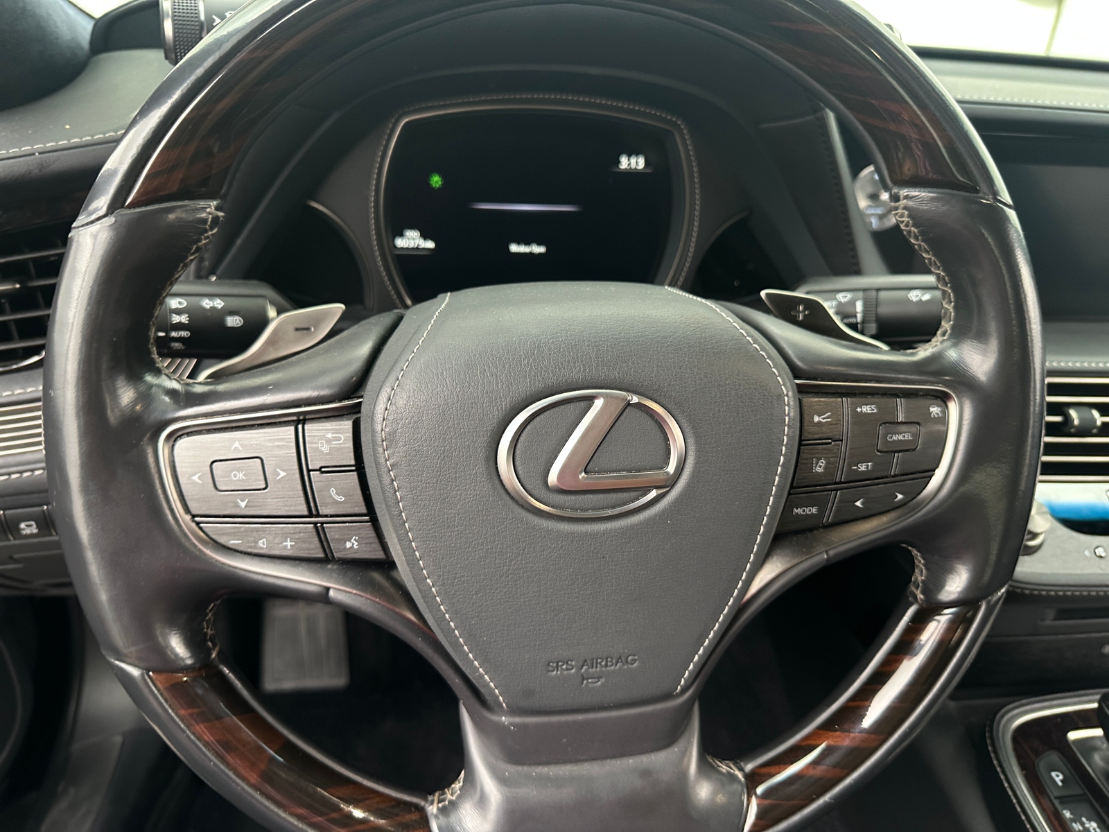 Thumbnail: 2018 Lexus LS - 4