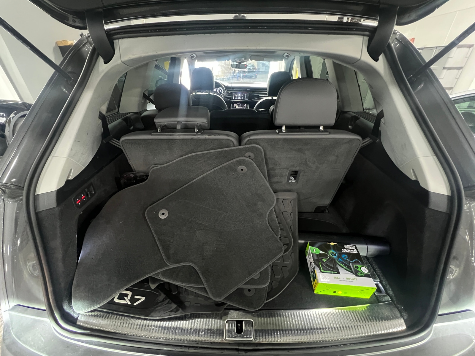 Thumbnail: 2022 Audi Q7 - 6