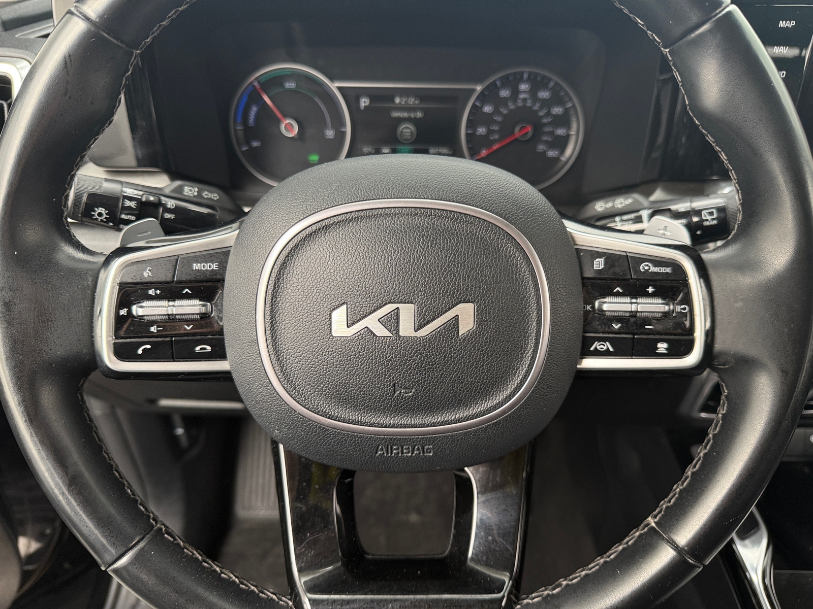 Thumbnail: 2022 Kia Sorento - 4