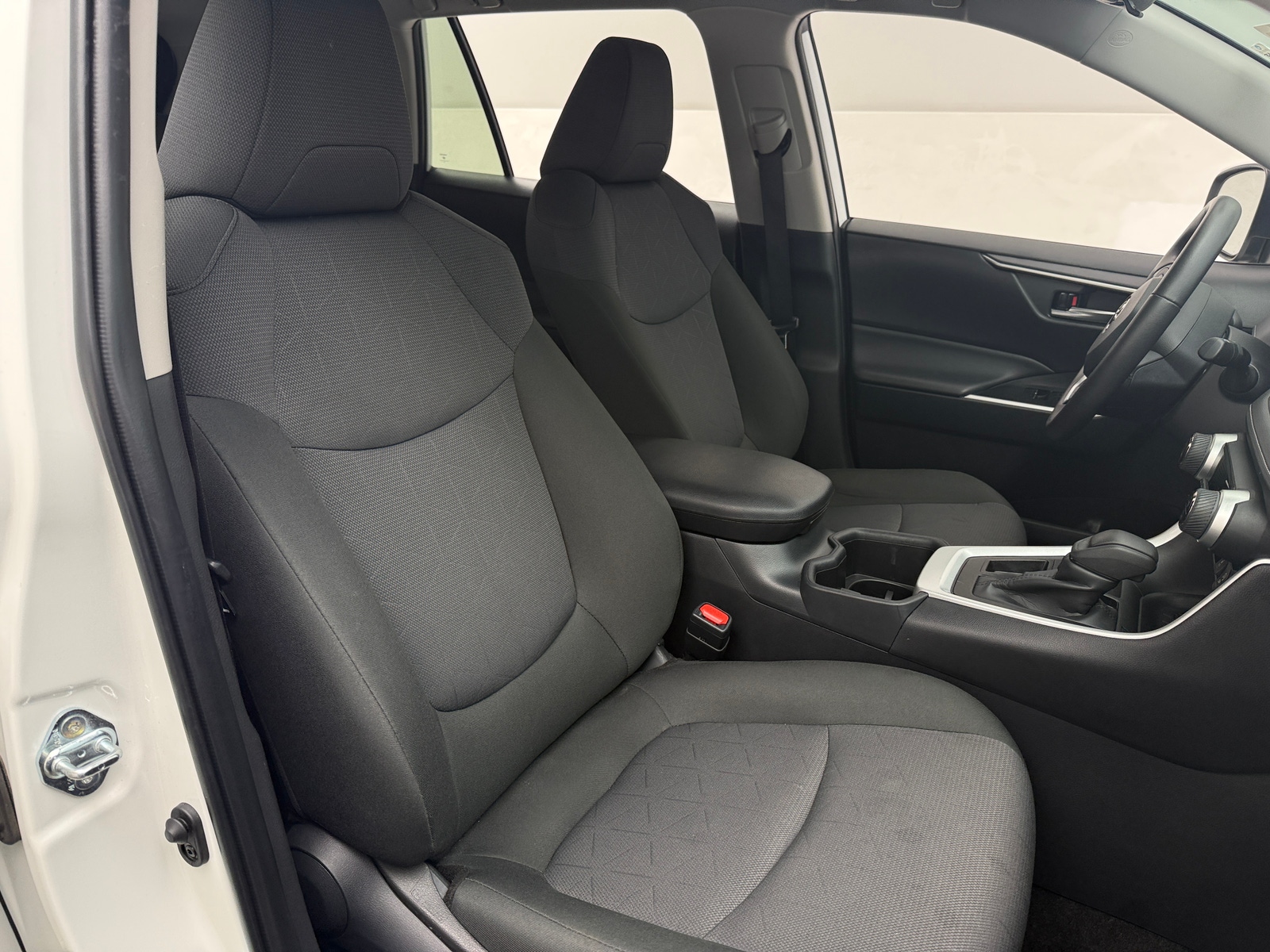 Thumbnail: 2025 Toyota RAV4 - 2