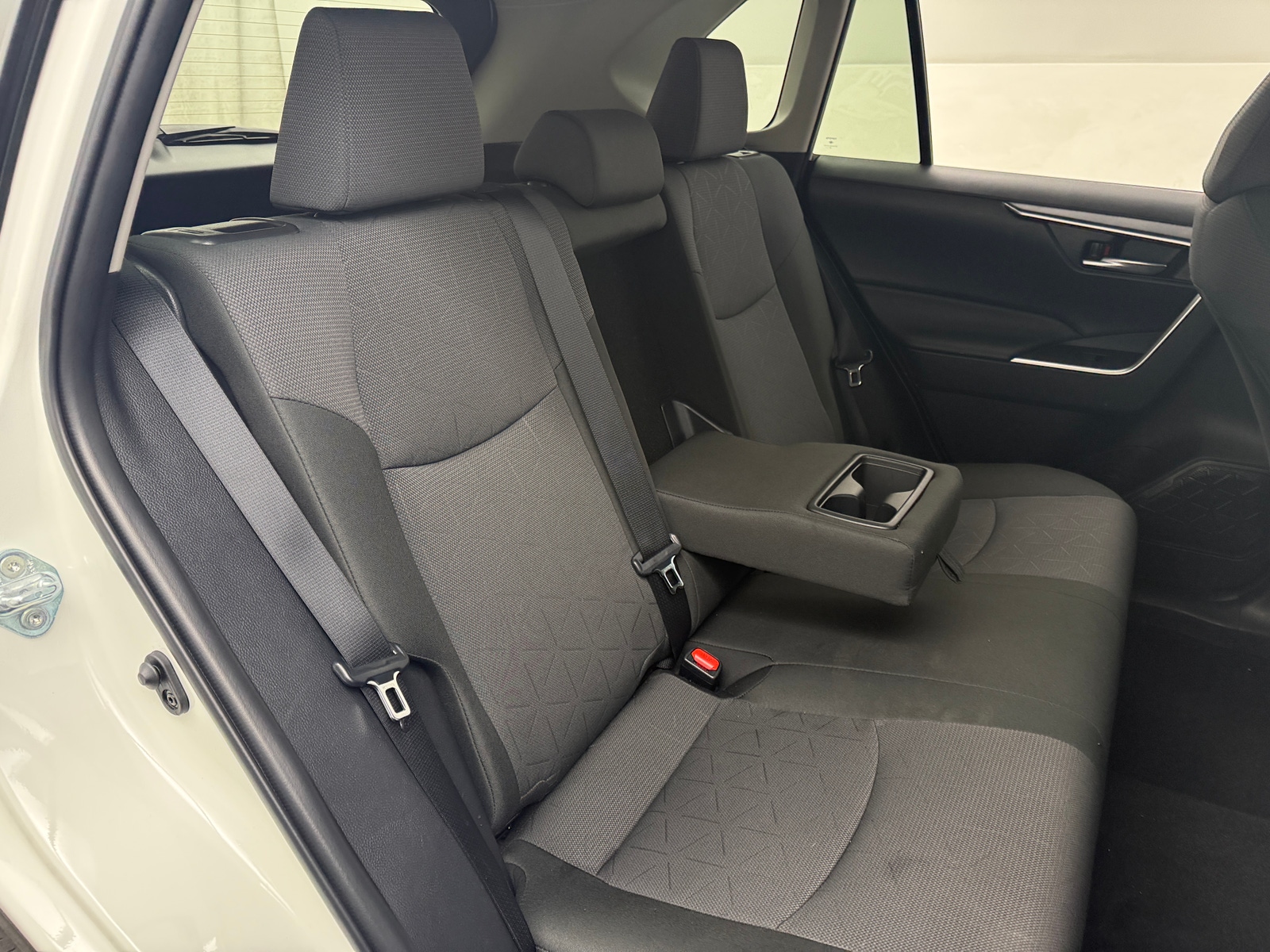 Thumbnail: 2025 Toyota RAV4 - 6