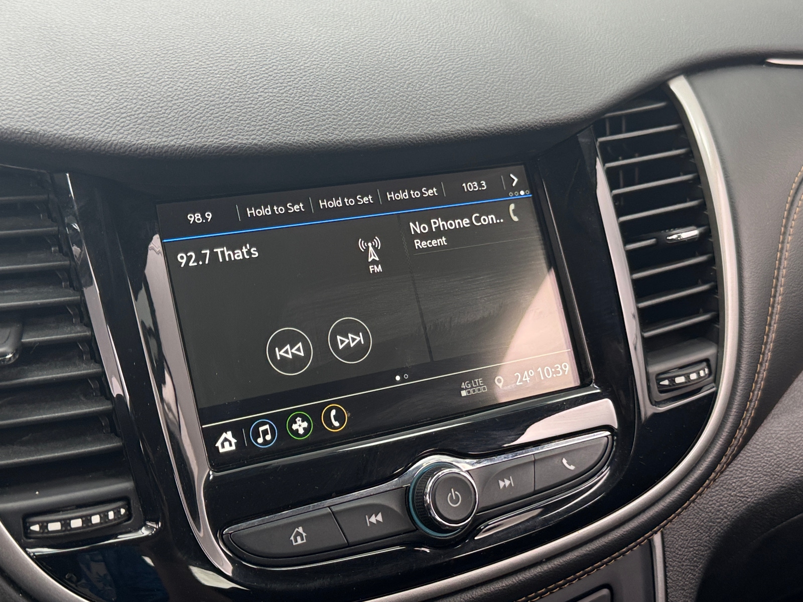 Thumbnail: 2019 Chevrolet Trax - 4