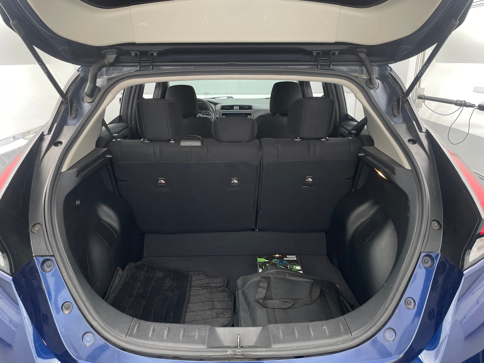 Thumbnail: 2021 Nissan Leaf - 7