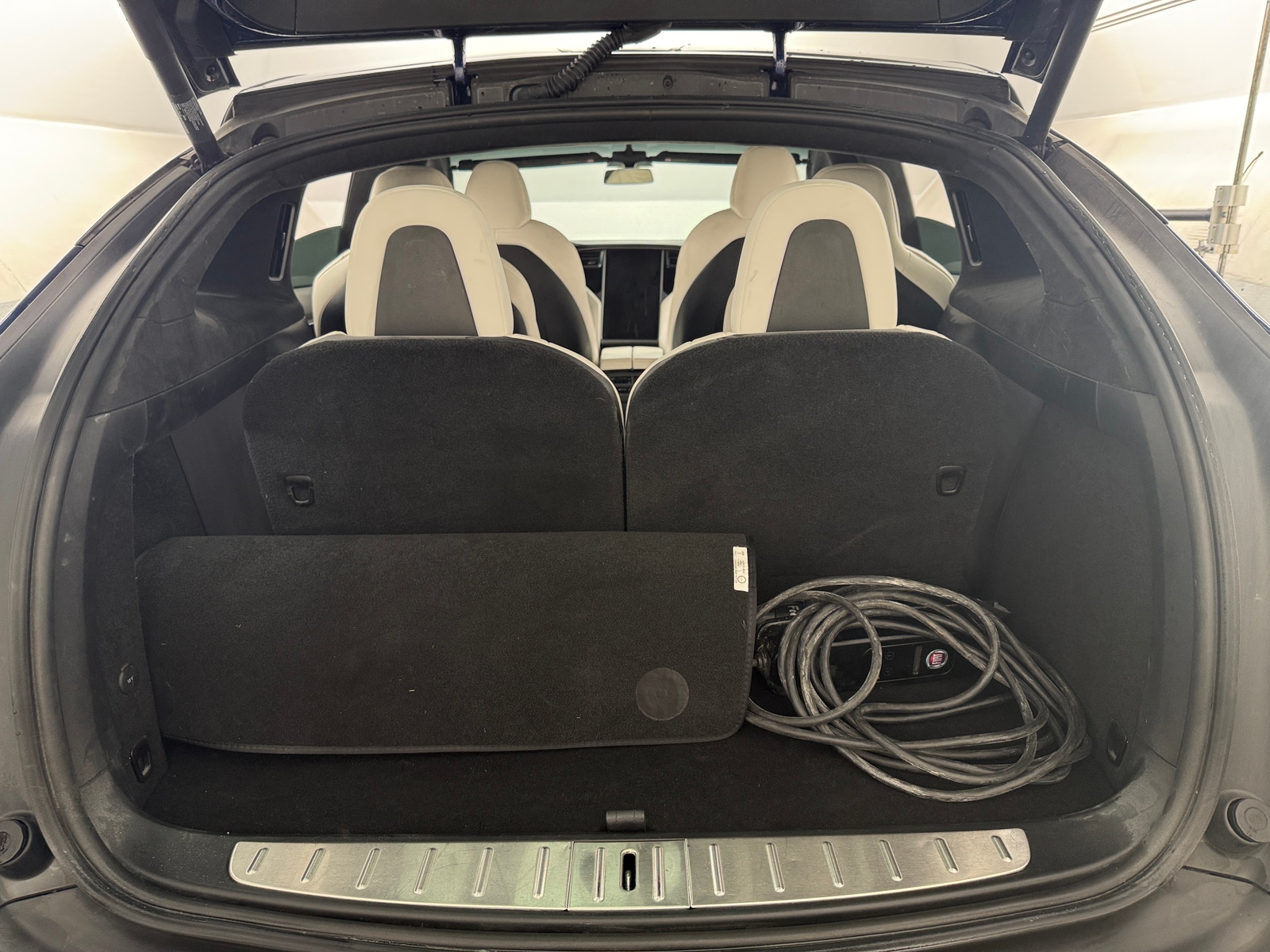 Thumbnail: 2021 Tesla Model X - 6