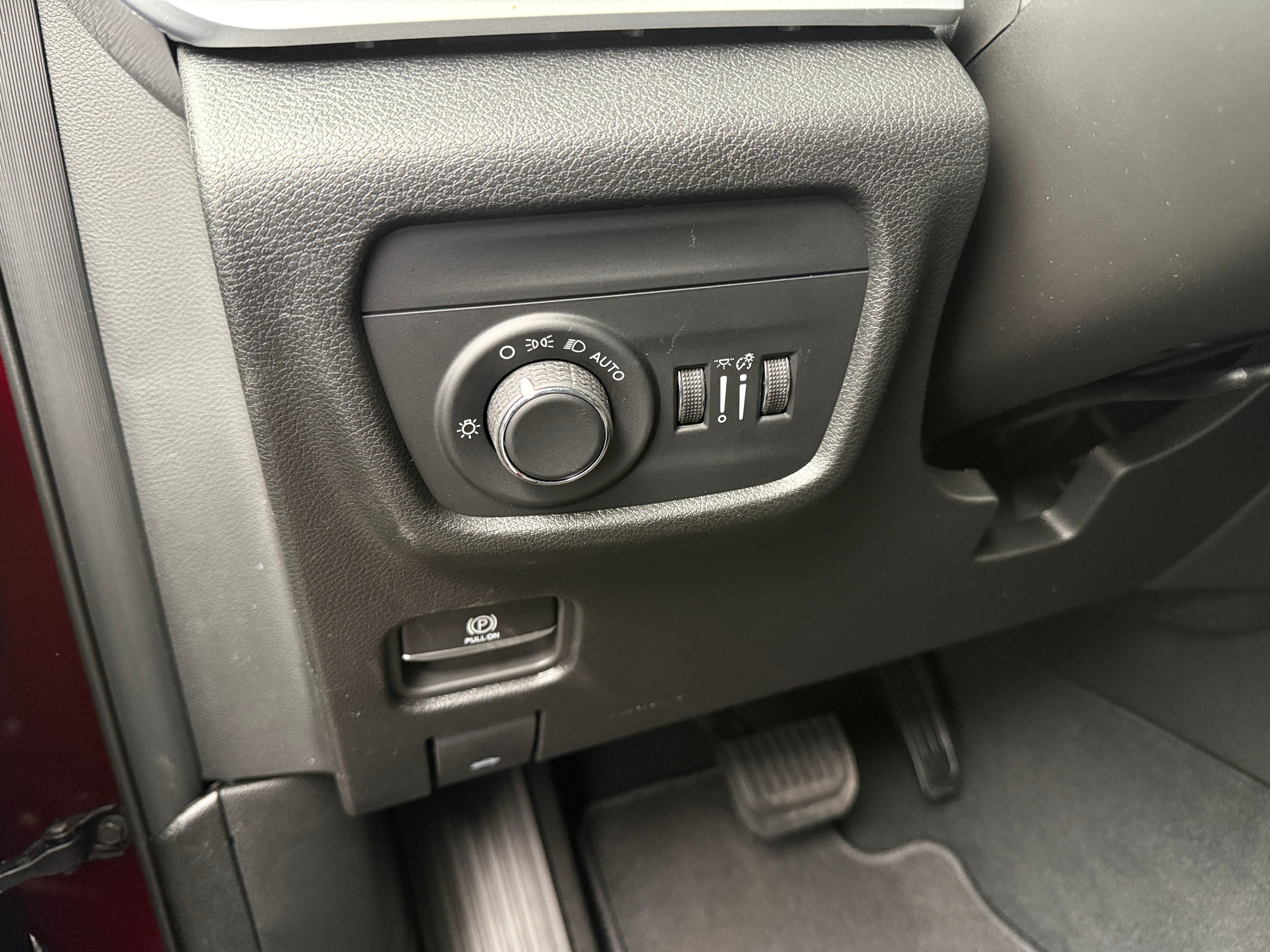 2026 Jeep Grand Cherokee Laredo - Photo 11