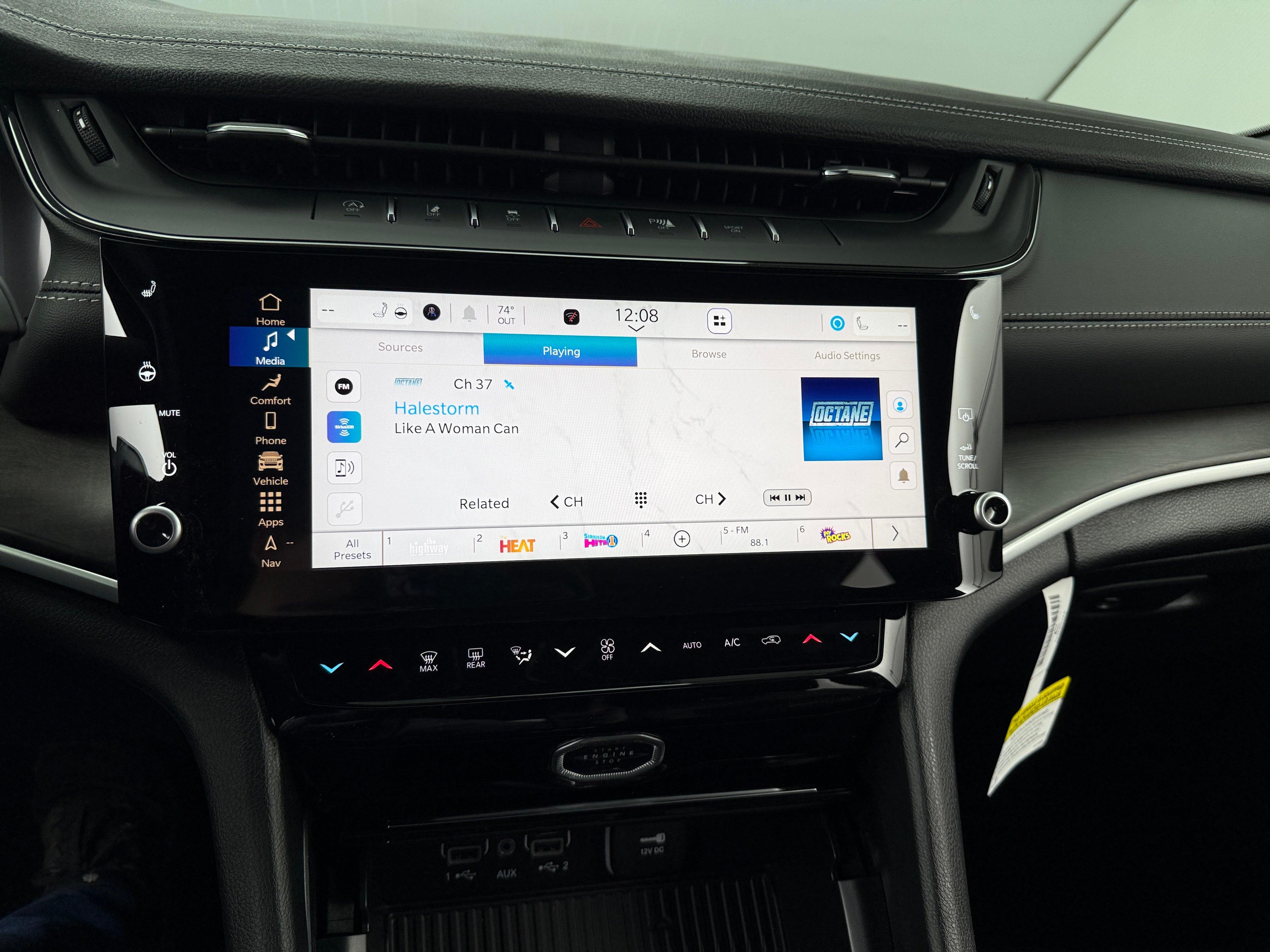 2026 Jeep Grand Cherokee Laredo - Photo 16