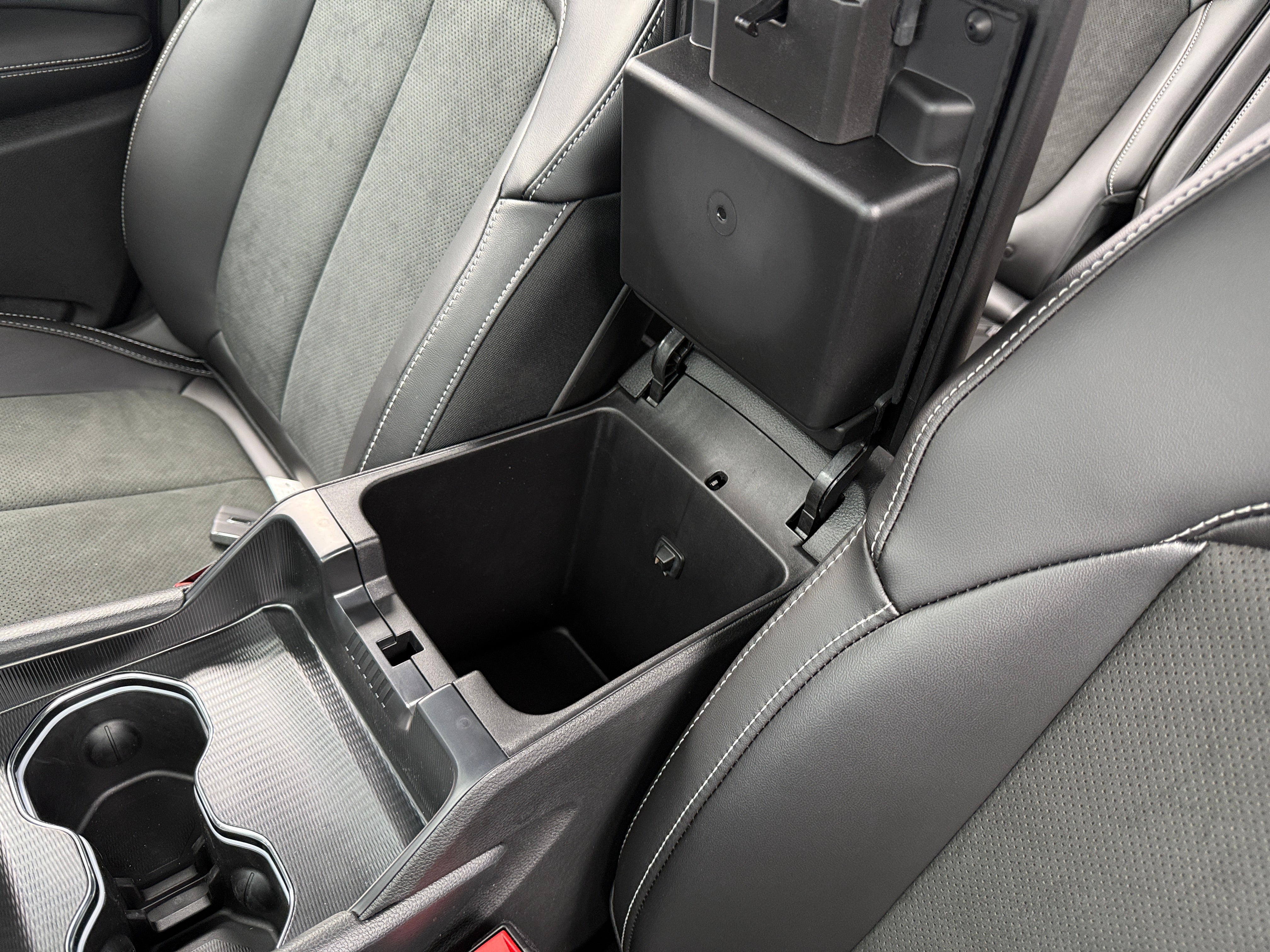 2026 Jeep Grand Cherokee Laredo - Photo 12